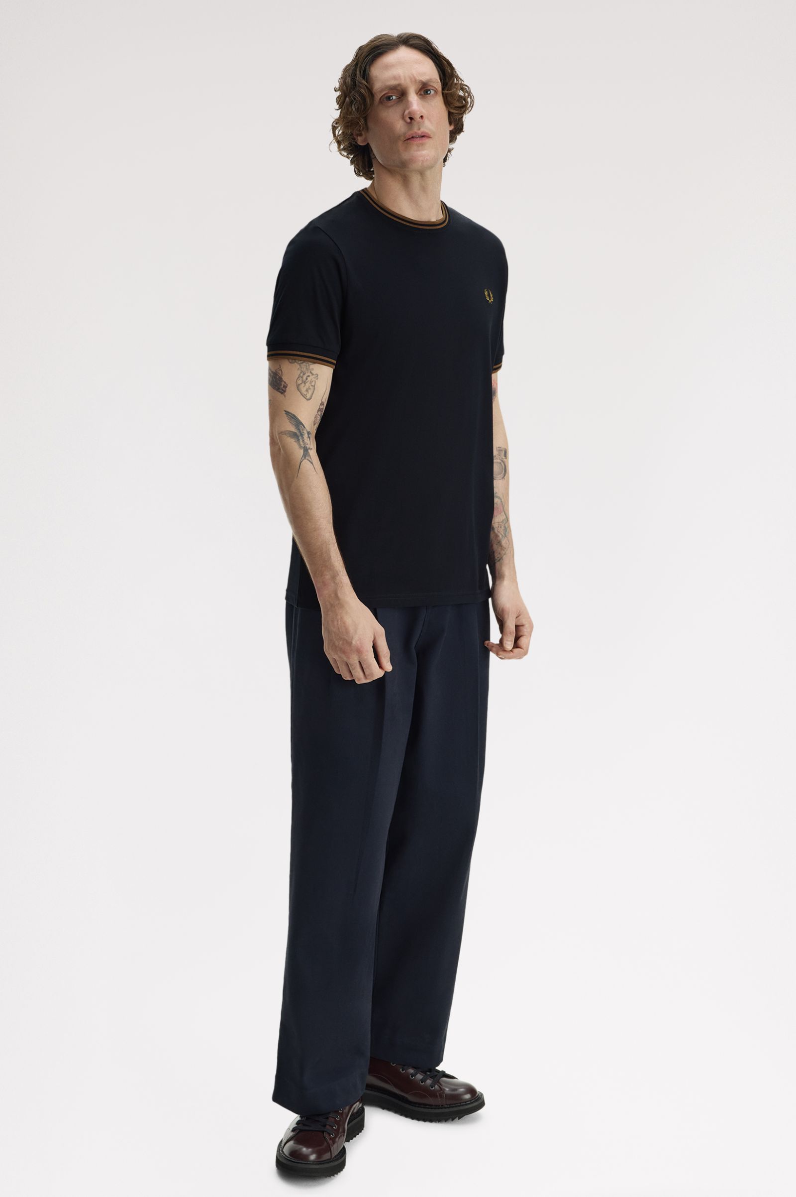 Fred Perry Twin Tipped T-Shirt (Navy/Bronze)