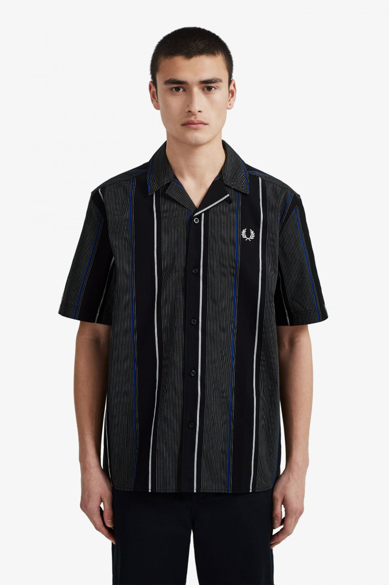 Fred Perry Hemd Vertical Stripe Black M8661-L