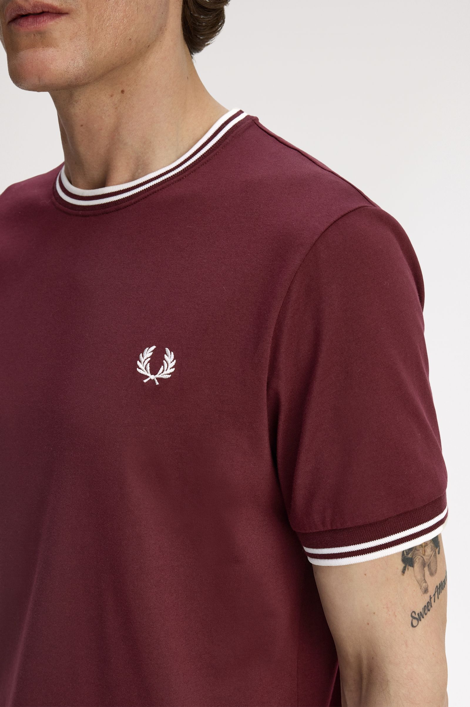 Fred Perry Twin Tipped T-Shirt (Oxblood/Ecru)
