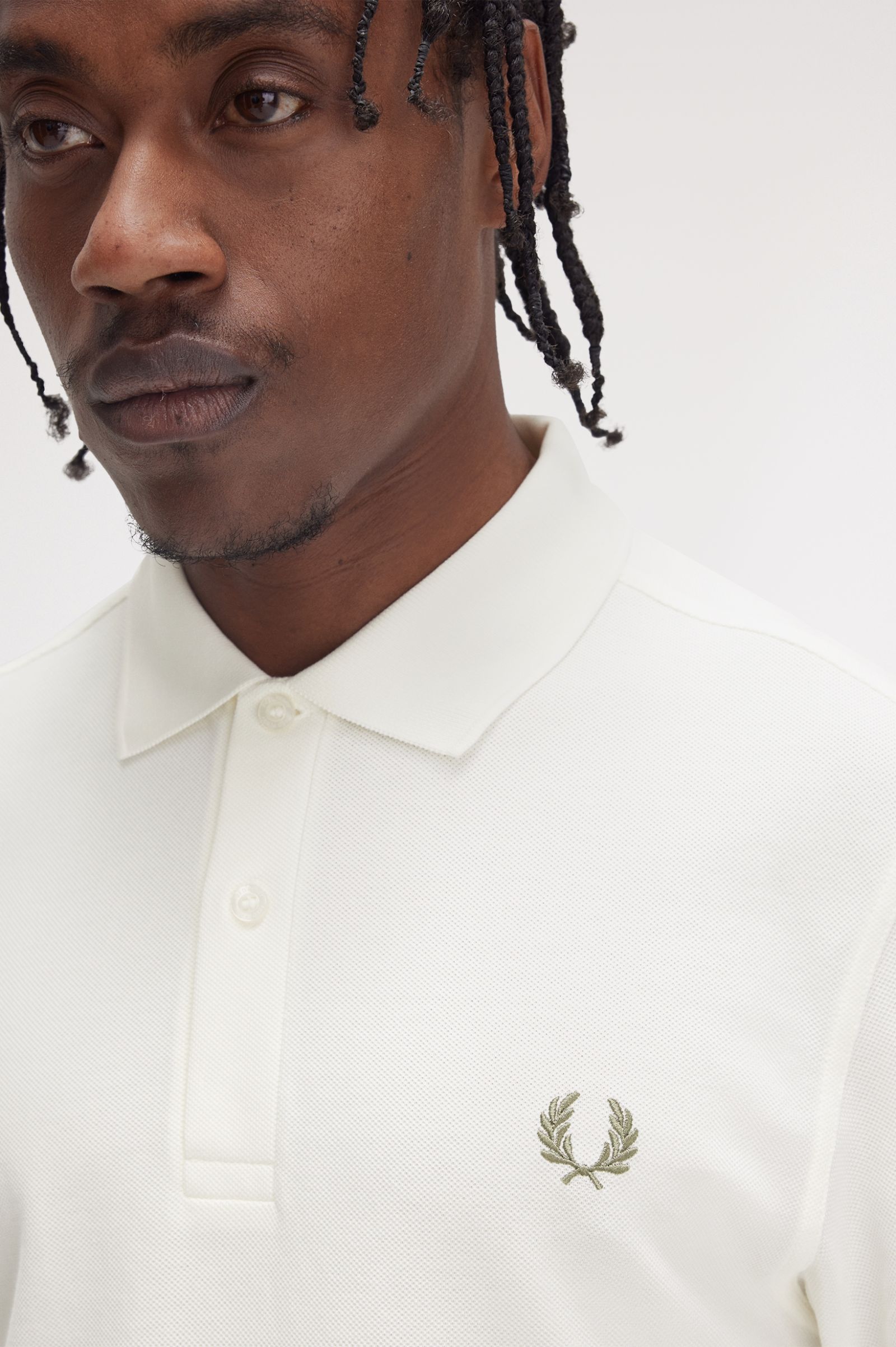 Fred Perry M6000 Shirt in Light Ecru/Olive Mint 