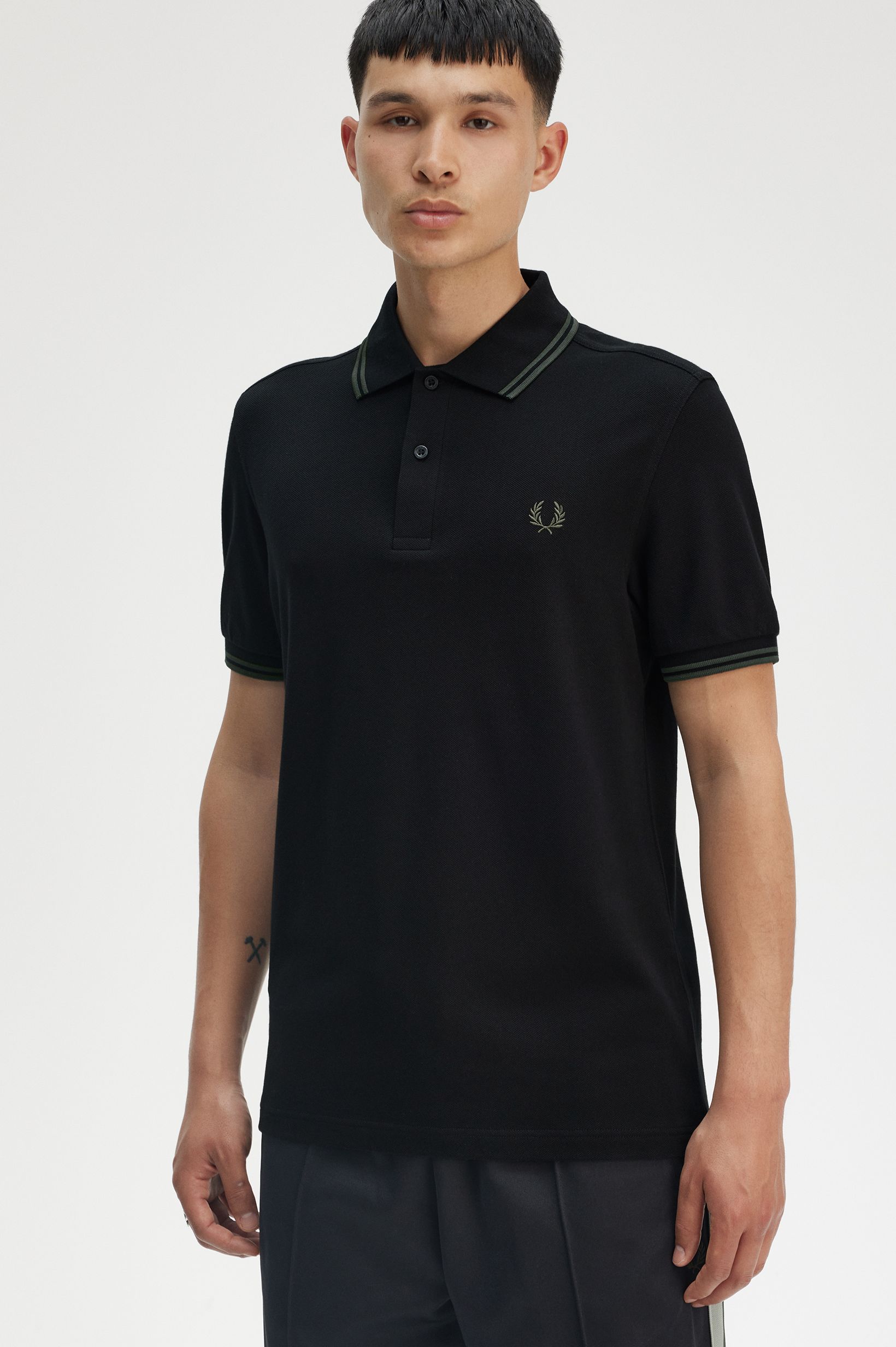 Fred Perry Twin Tipped Polo Shirt (Black/Court Green)