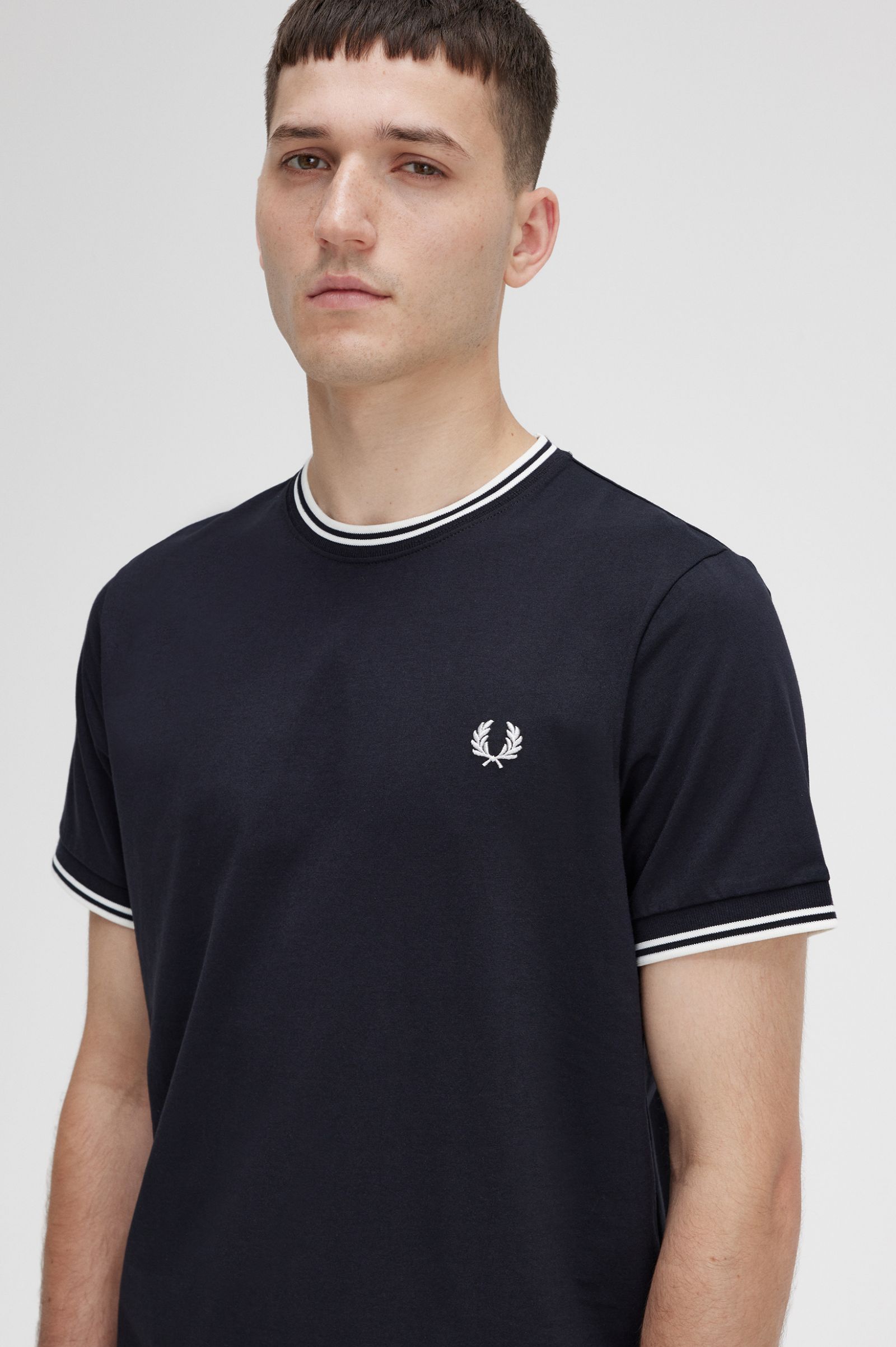 Fred Perry Twin Tipped T-Shirt in Schwarz/Weiss