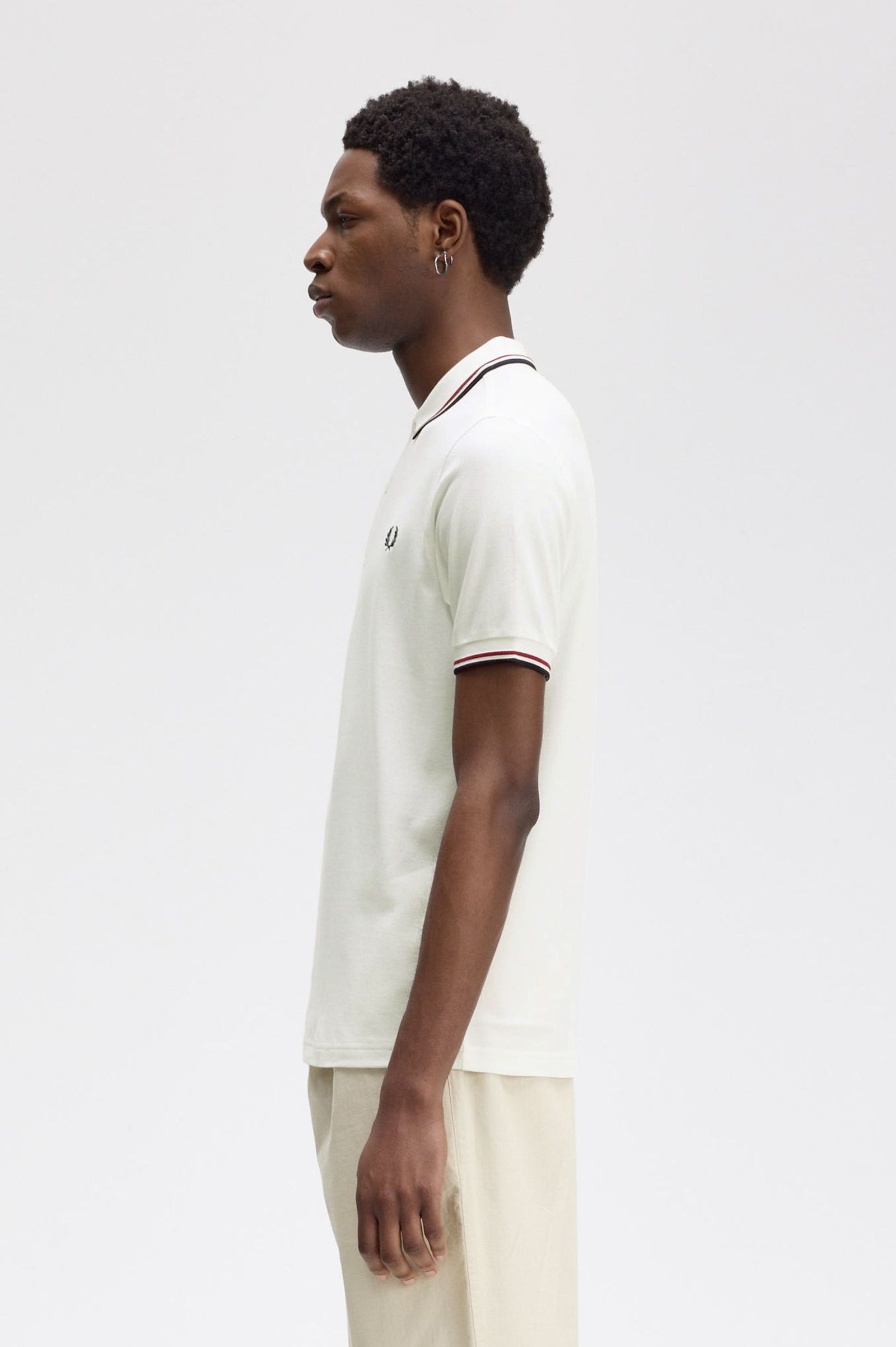 Fred Perry Twin Tipped M3600 Shirt in Snow White/Burnt Red/Navy 