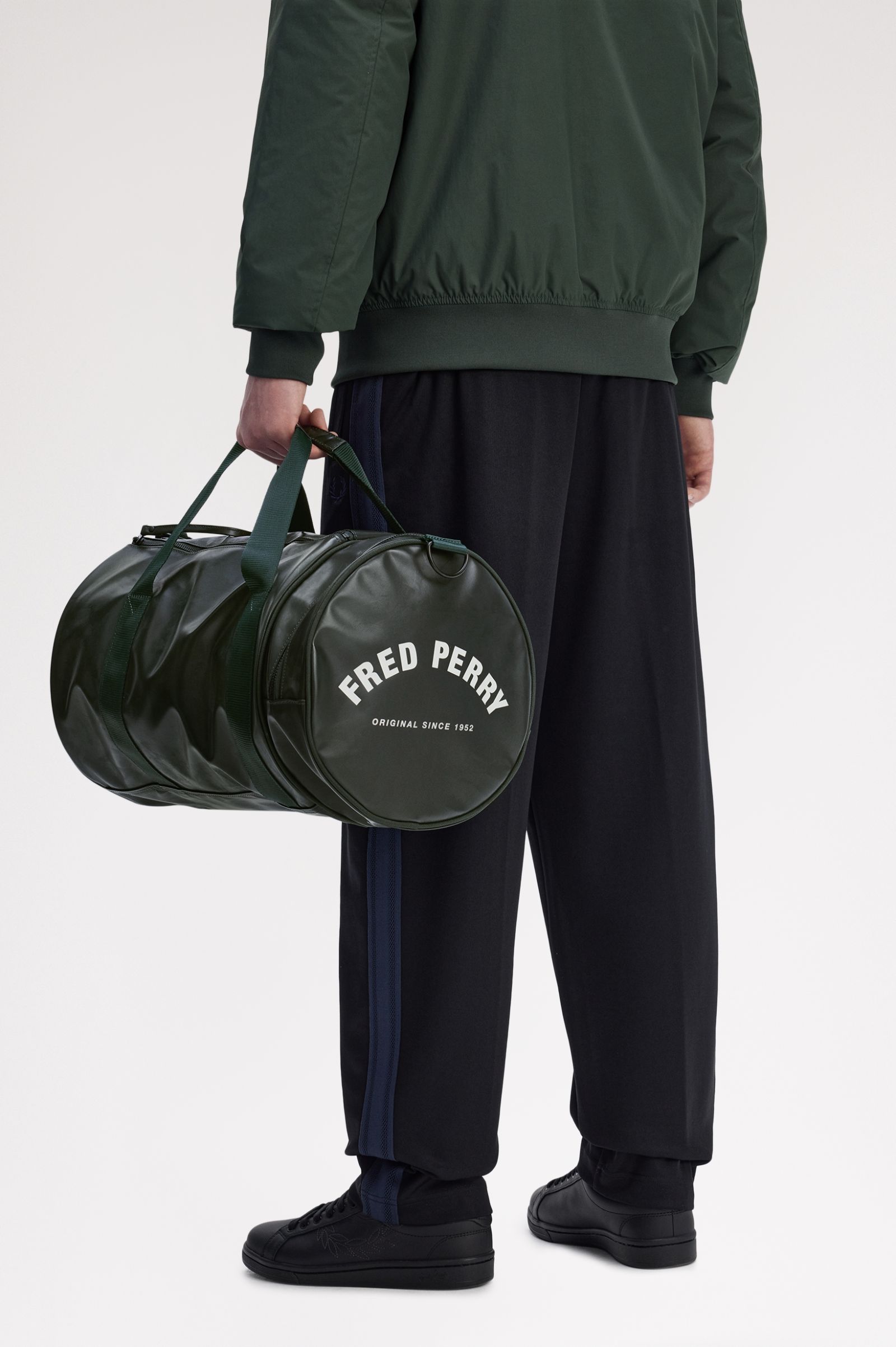 Fred Perry Tonal Barrel Bag (Night Green)