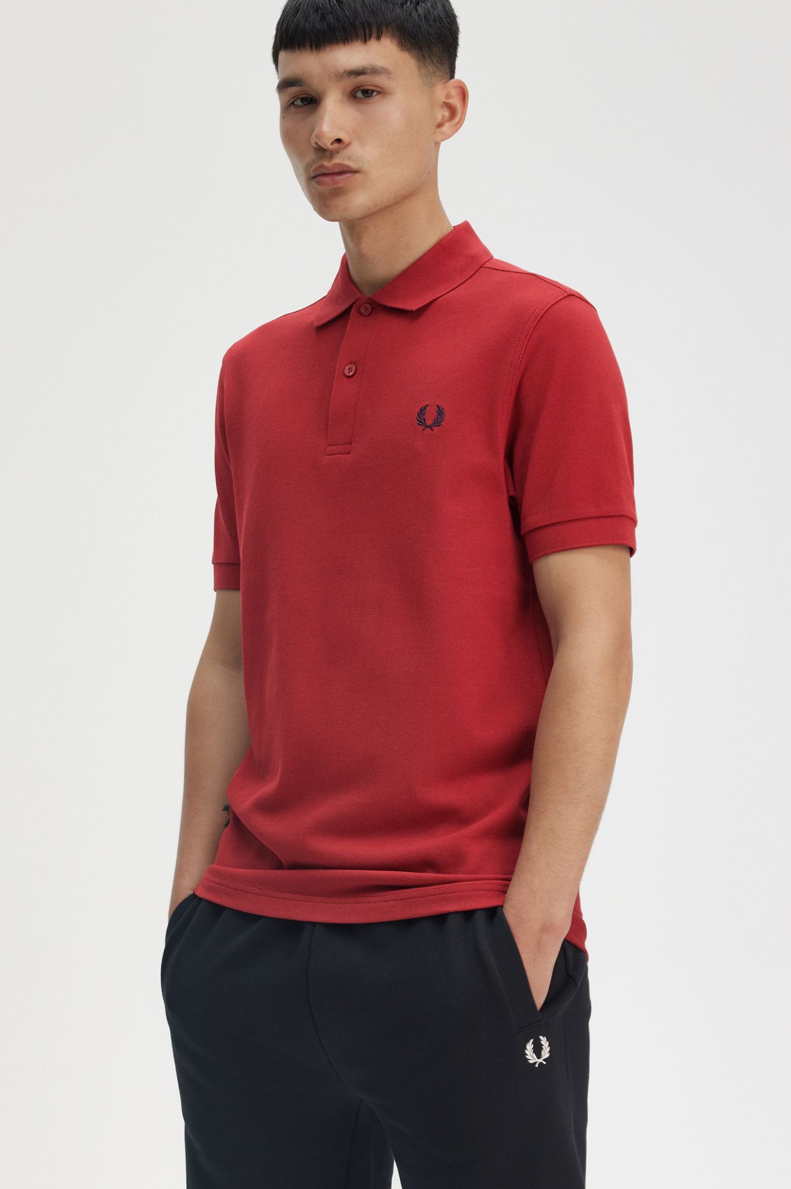 Fred Perry Shirt in Burnt Red/Navy