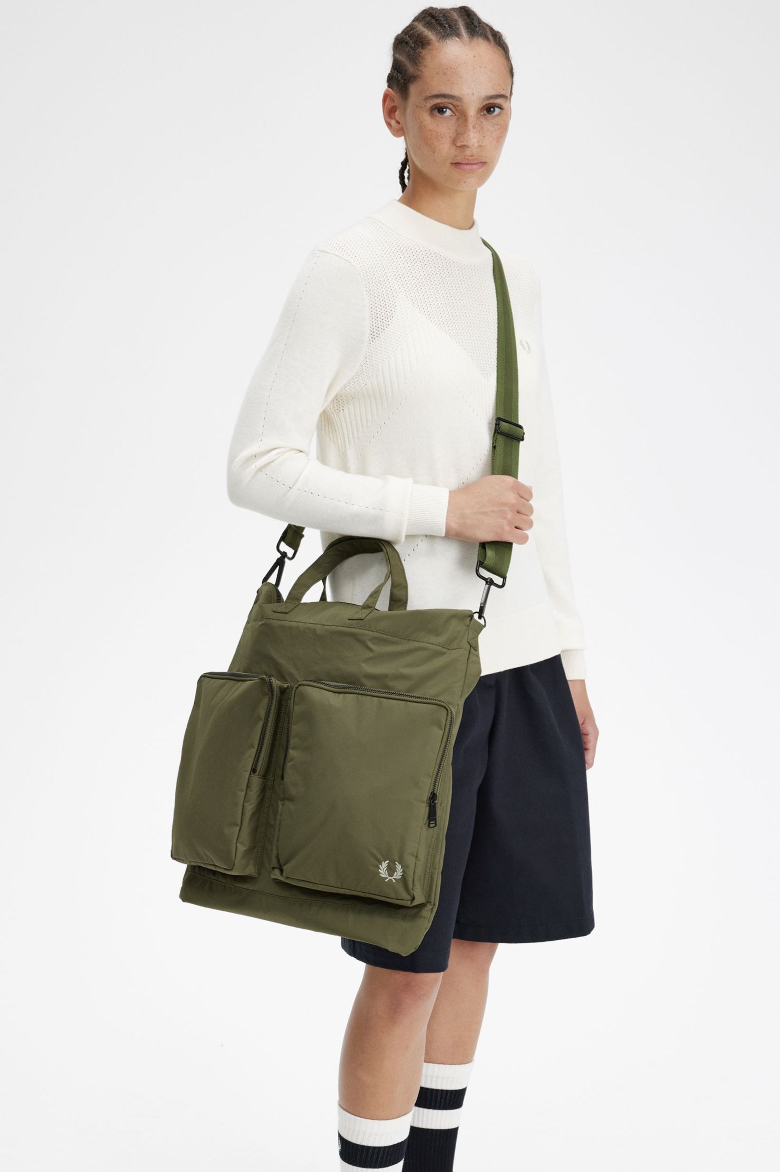 Fred Perry Nylon Helmet Bag in Uniform Green