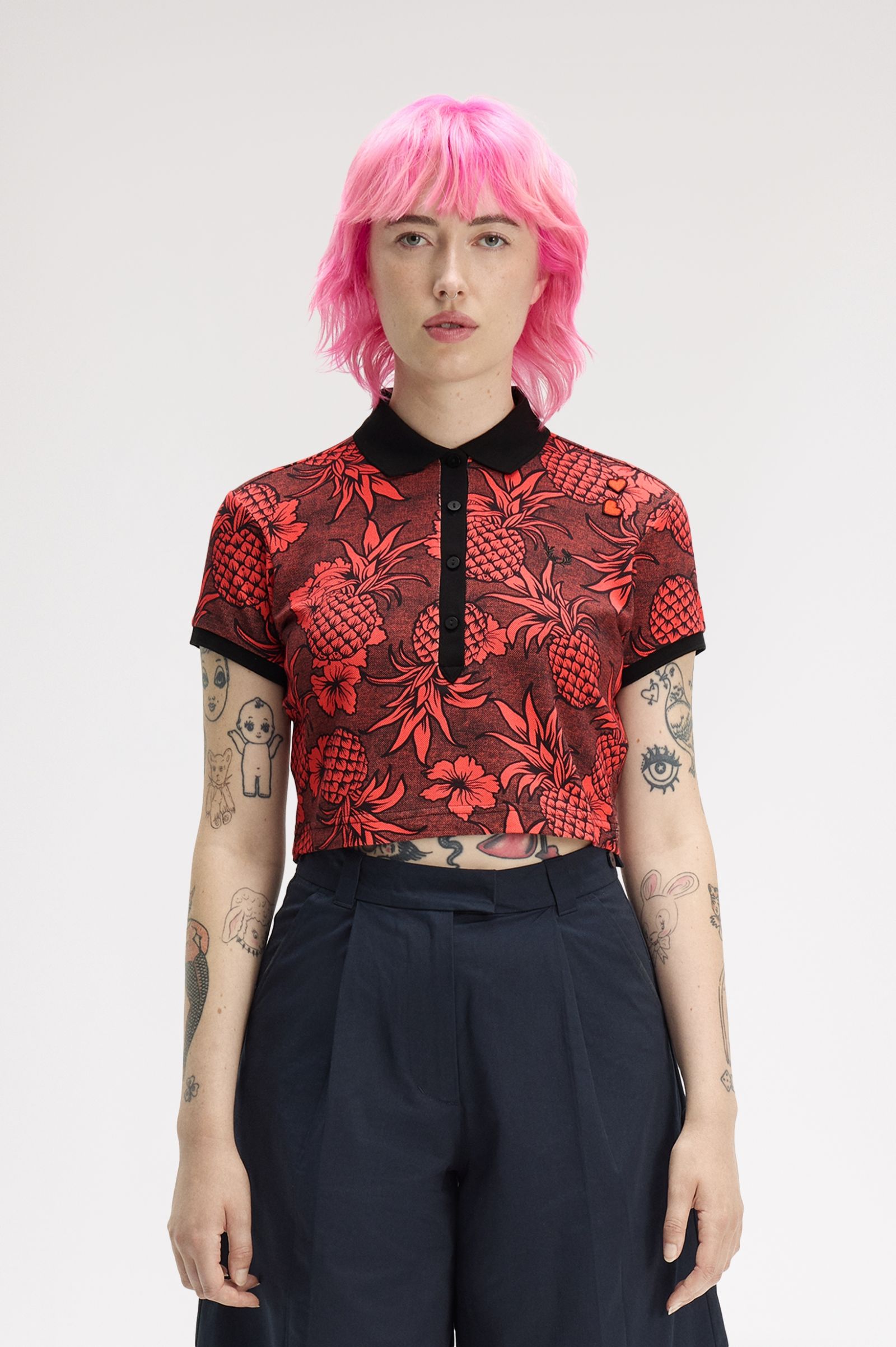 Fred Perry X Amy Winehouse Foundation Printed Polo Shirt (Strawberrycream)