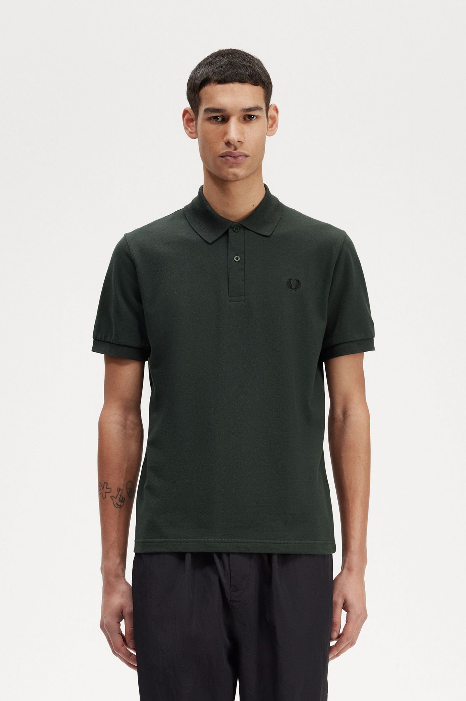 Fred Perry The Original Shirt in Night Green 