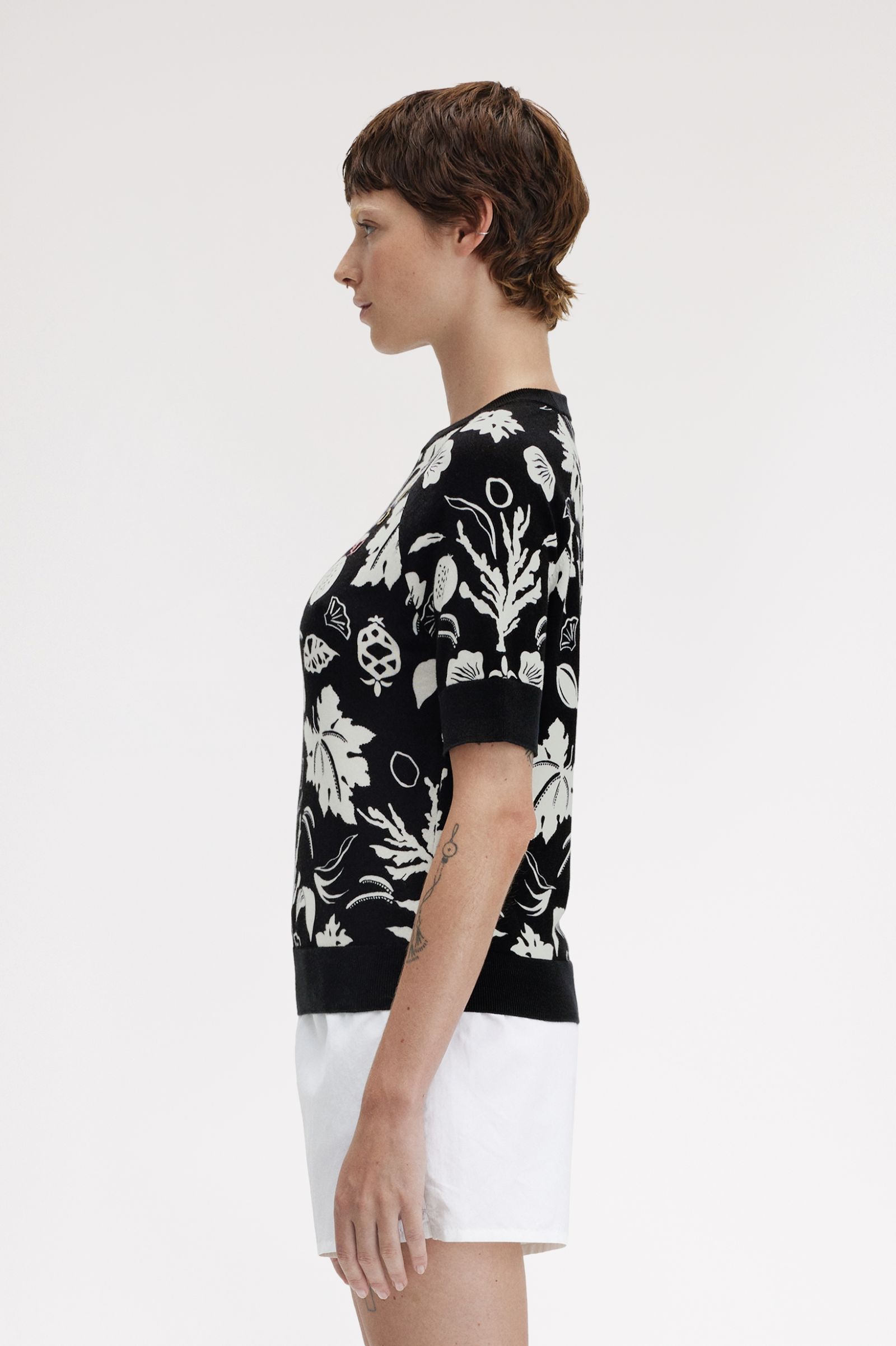 Fred Perry Amy Winehouse Printed Knitted Top in Black 