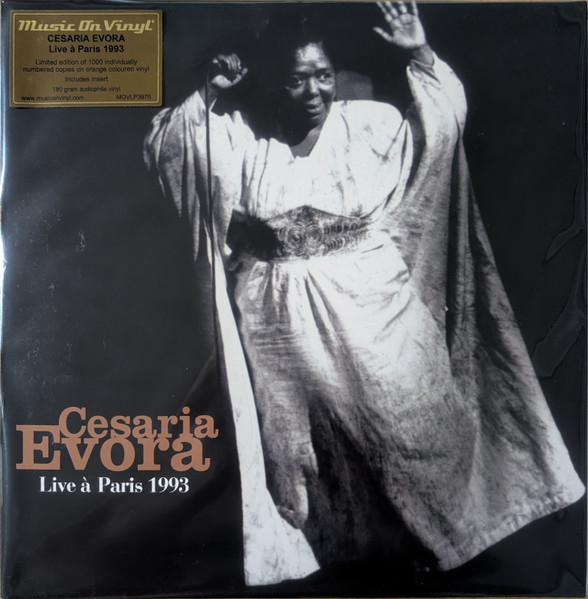 Cesaria Evora – Live À Paris 1993 (DOLP)