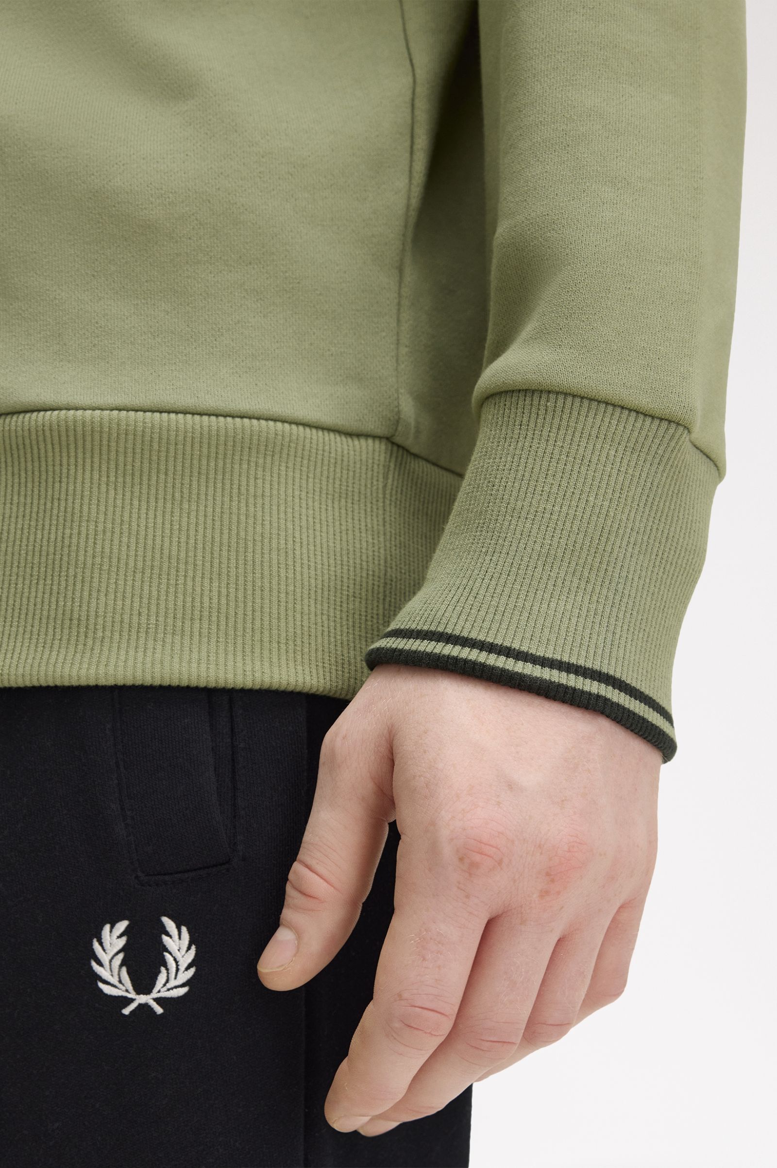 Fred Perry Half Zip Sweatshirt in Olive Mint 