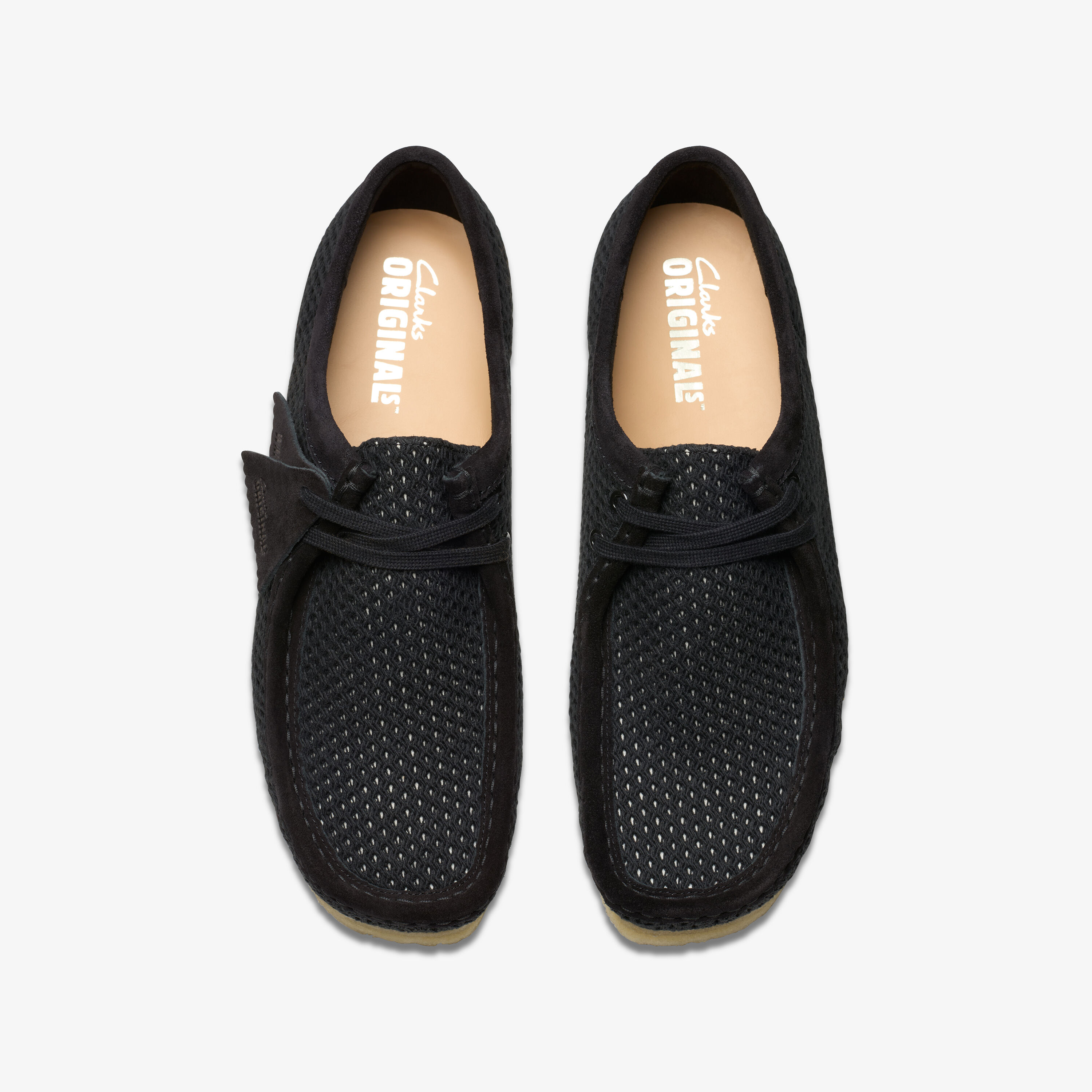 Clarks Wallebee in Black Mesh