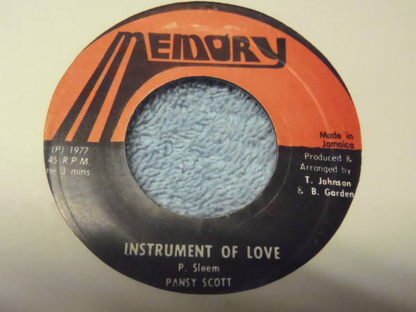 Pansy Scott - Instrument Of Love / Version (7")