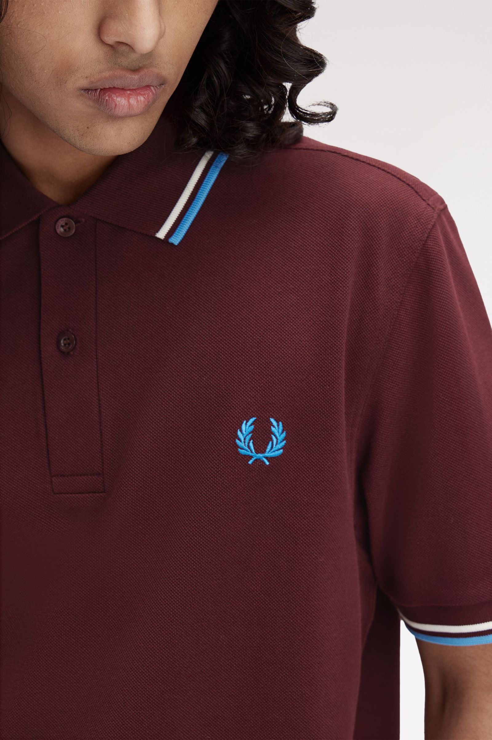 Fred Perry Twin Tipped Shirt in Oxblood/ Ecru/ Court Blue