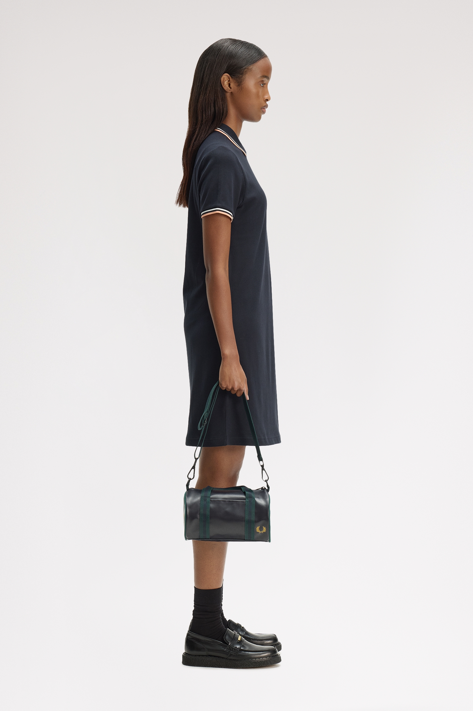 Fred Perry Classic Mini Barrel Bag (Navy/Grassroots)