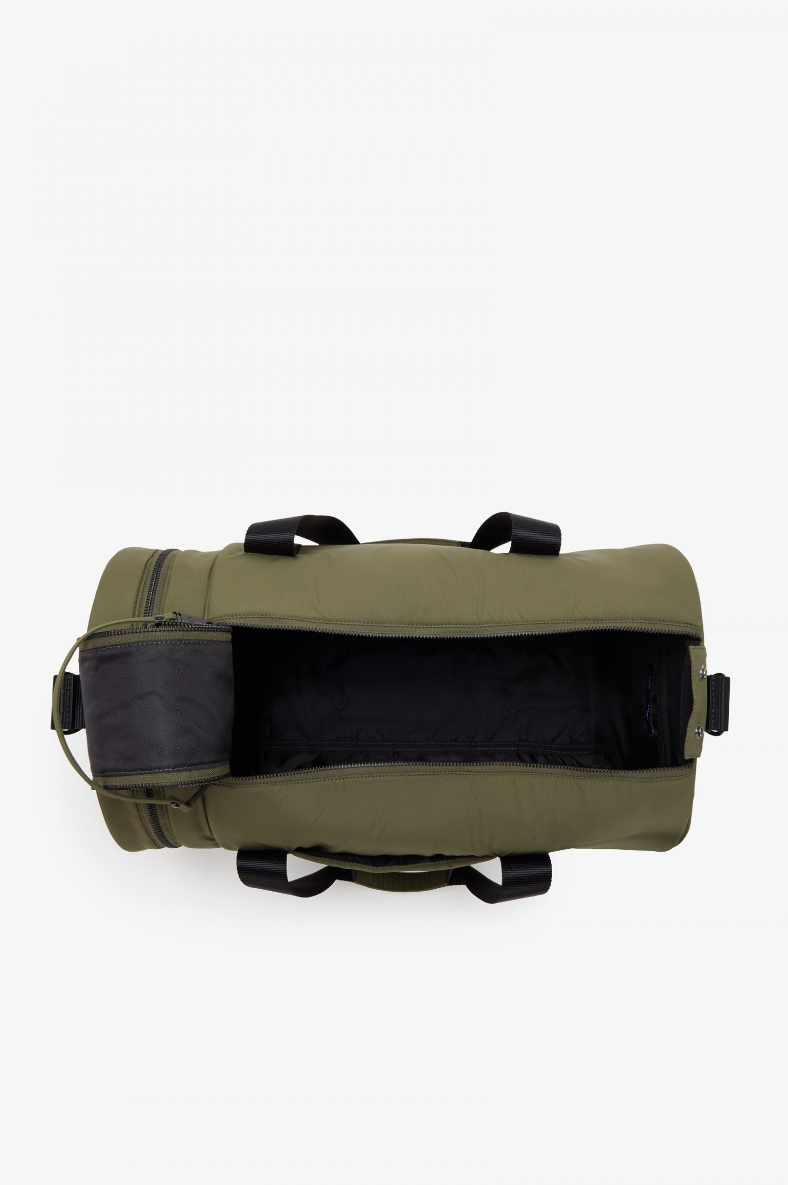 Fred Perry Ripstop Barrel Bag in Uniform Green