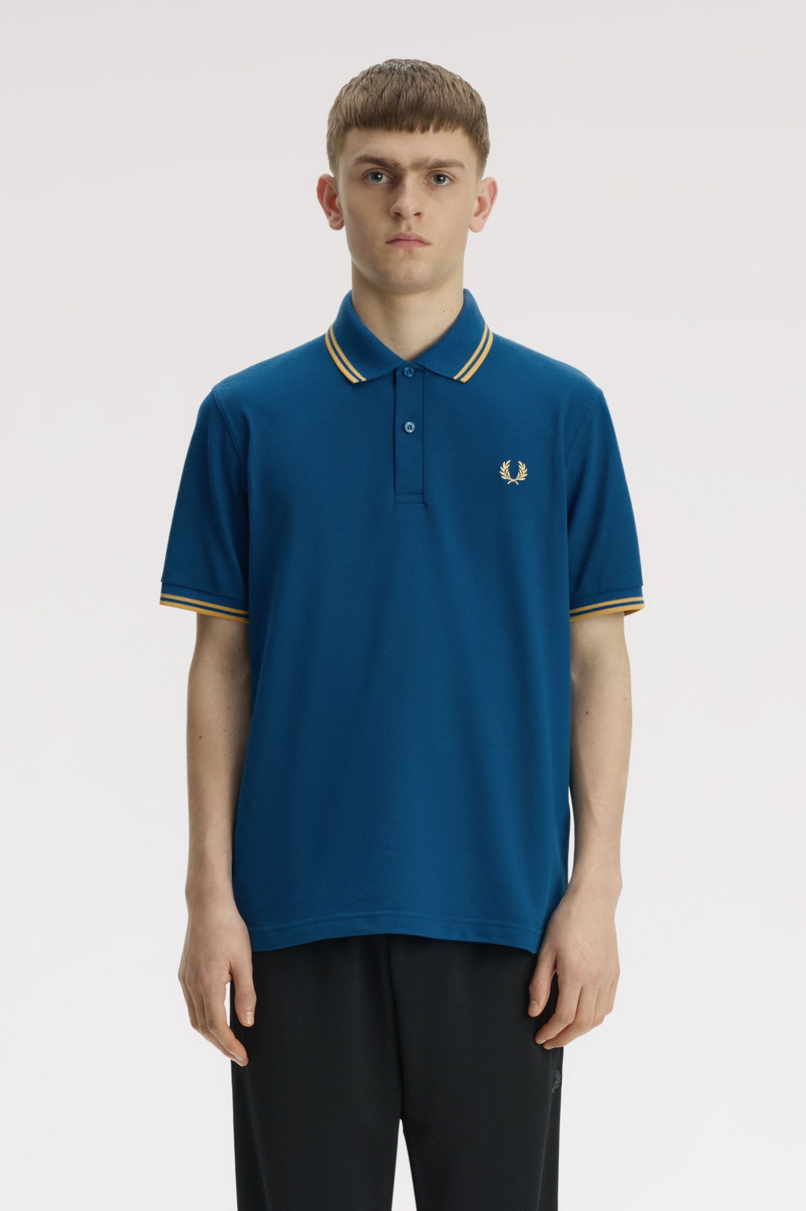 Fred Perry Twin Tipped Fred Perry Shirt (Royal Blue/Champagne)