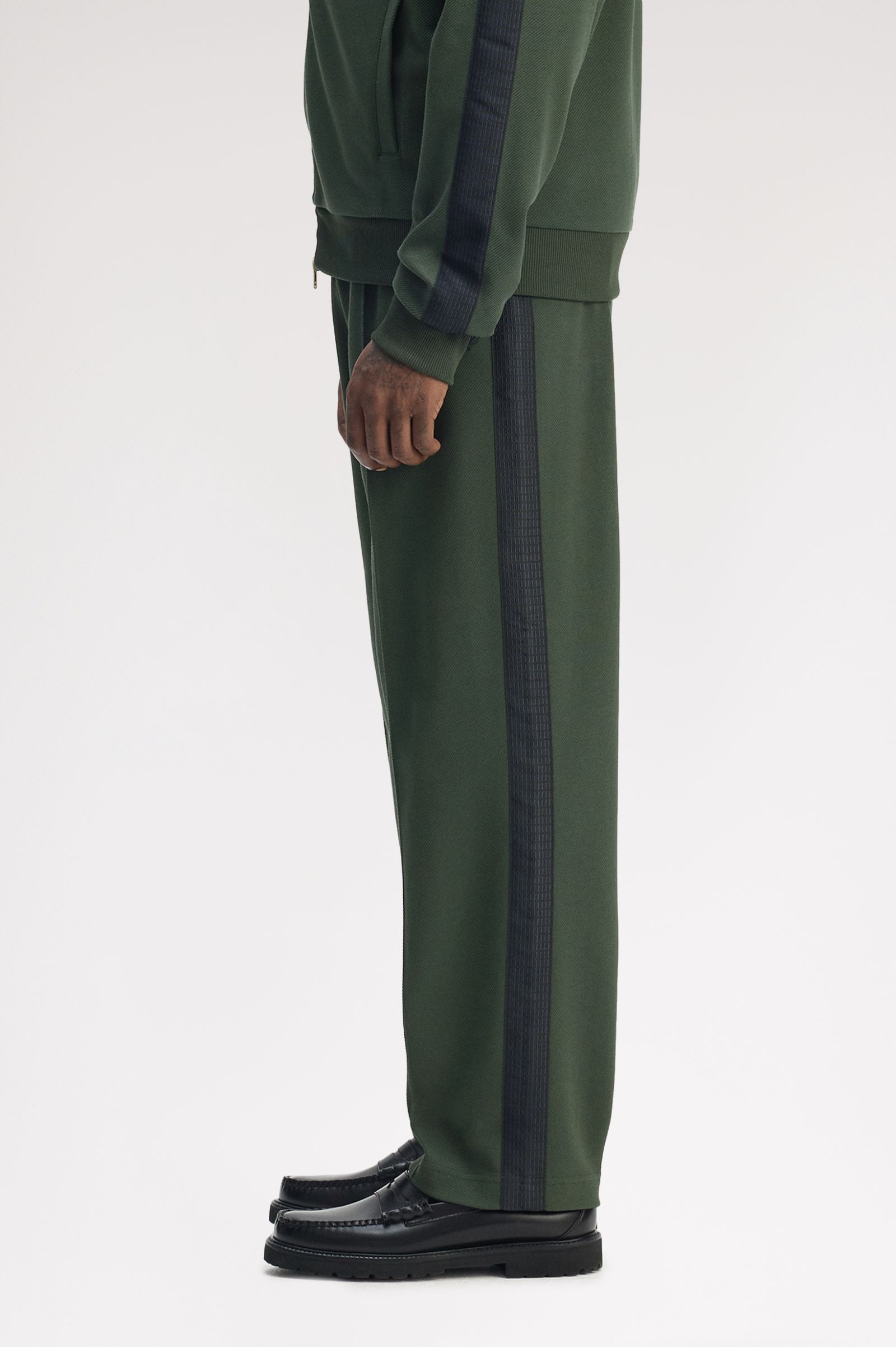 Fred Perry Dash Taped Track Pant (Court Green)