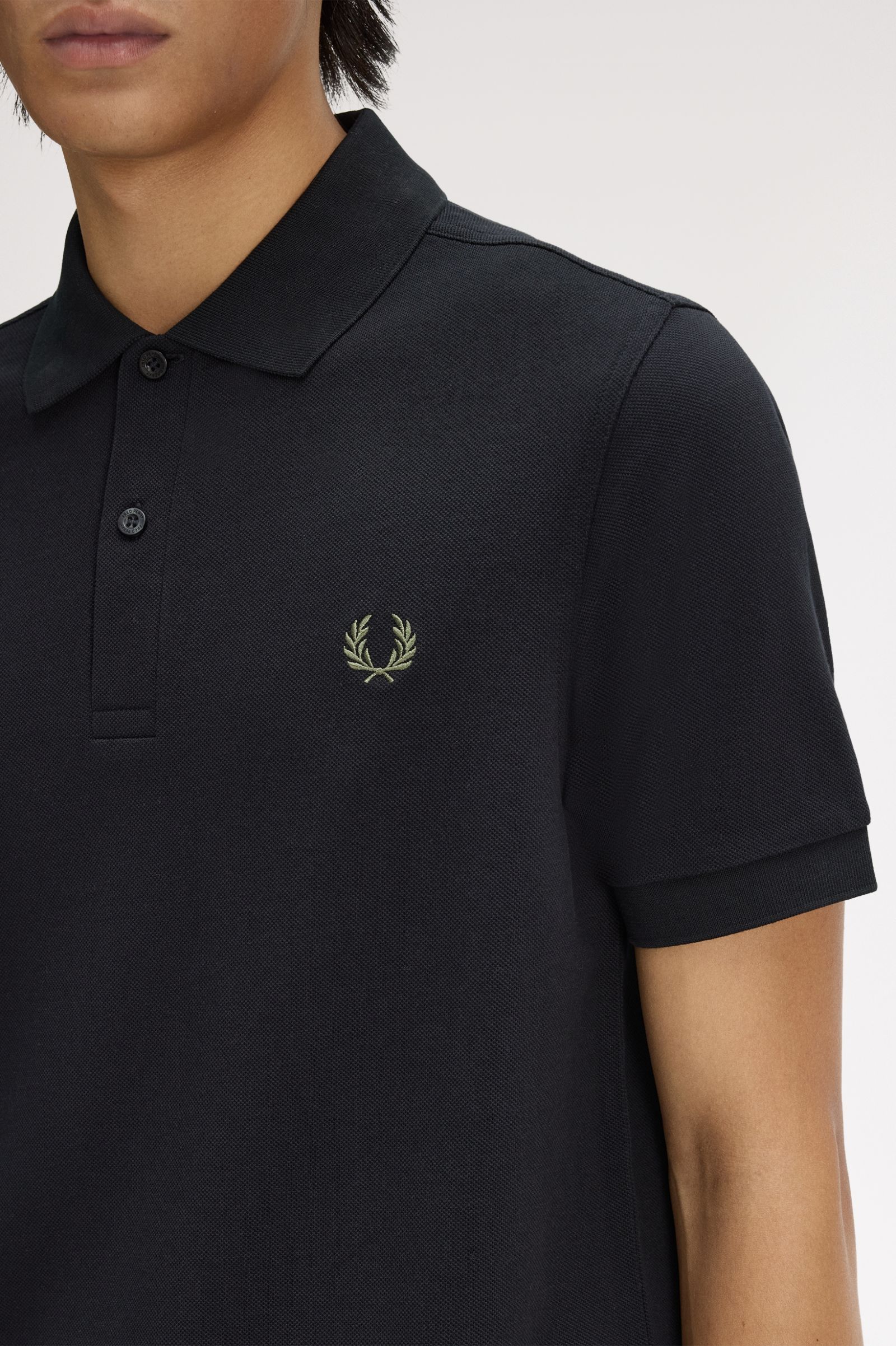 Fred Perry M6000 Polo Shirt (Black/Laurel Wreath Green)