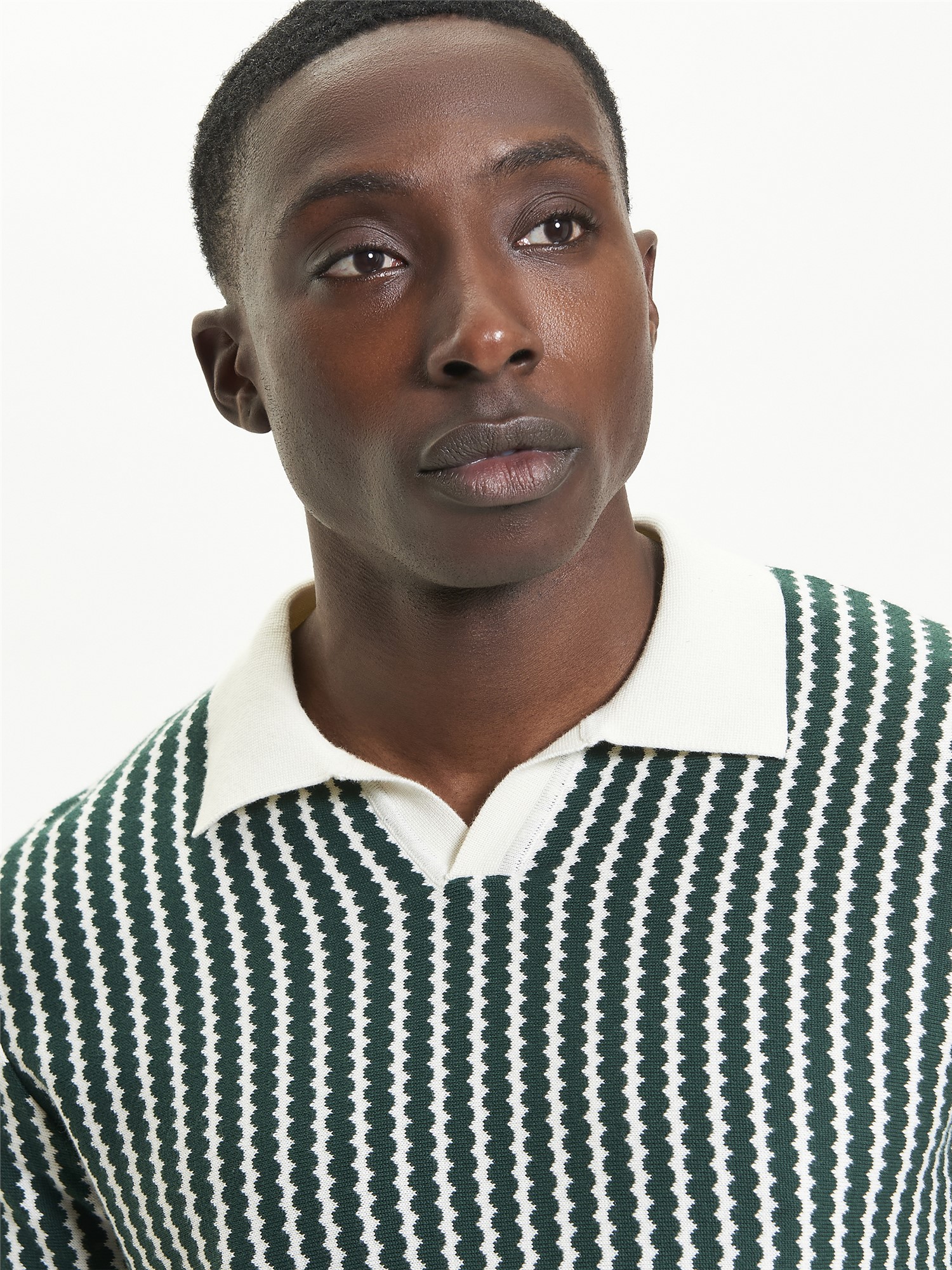 Ben Sherman Vertical Wave Knitted Polo in Weiß/Grün