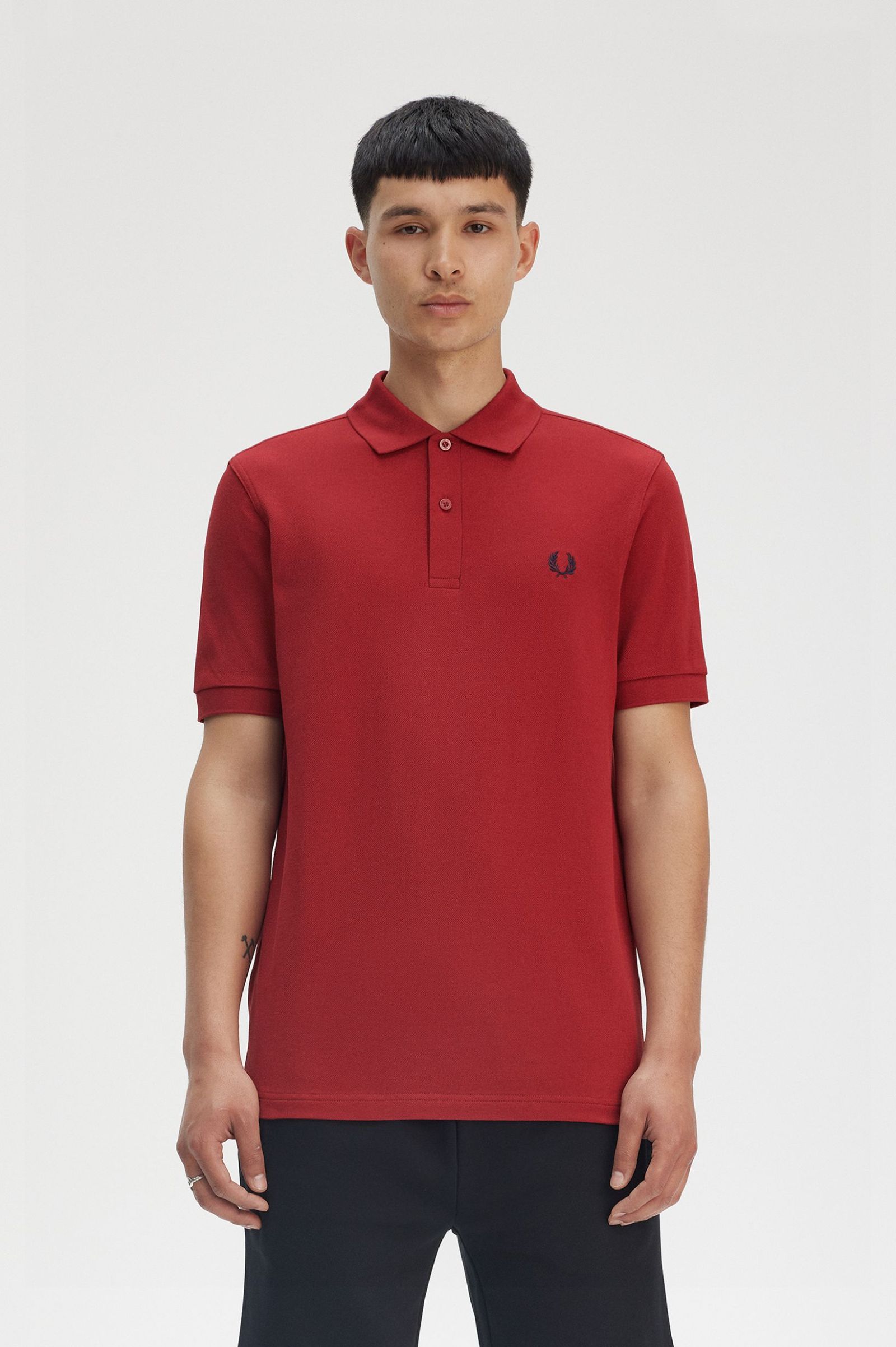 Fred Perry Shirt in Burnt Red/Navy