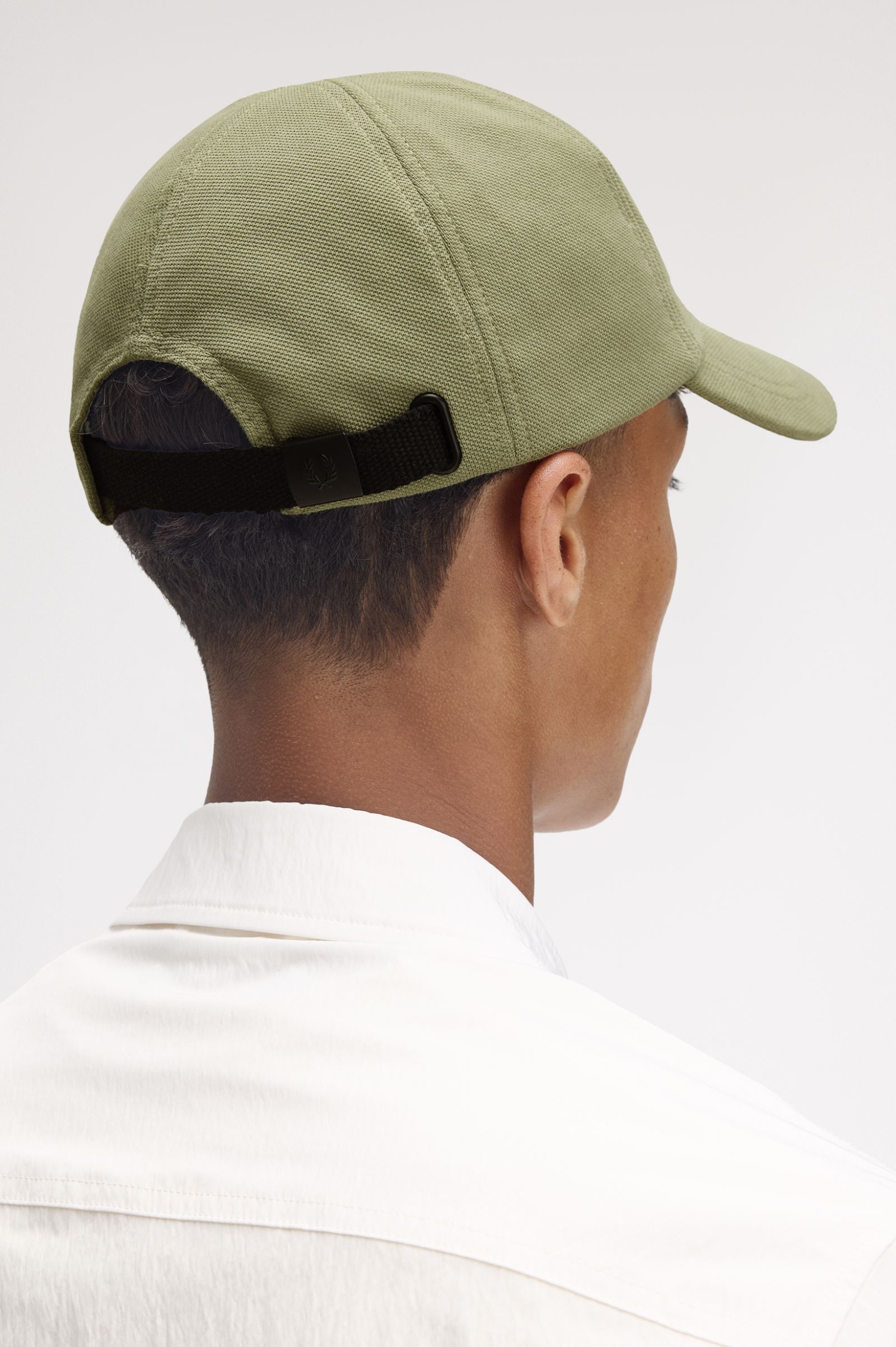 Fred Perry Classic Piqué Cap in Olive Mint/Night Green