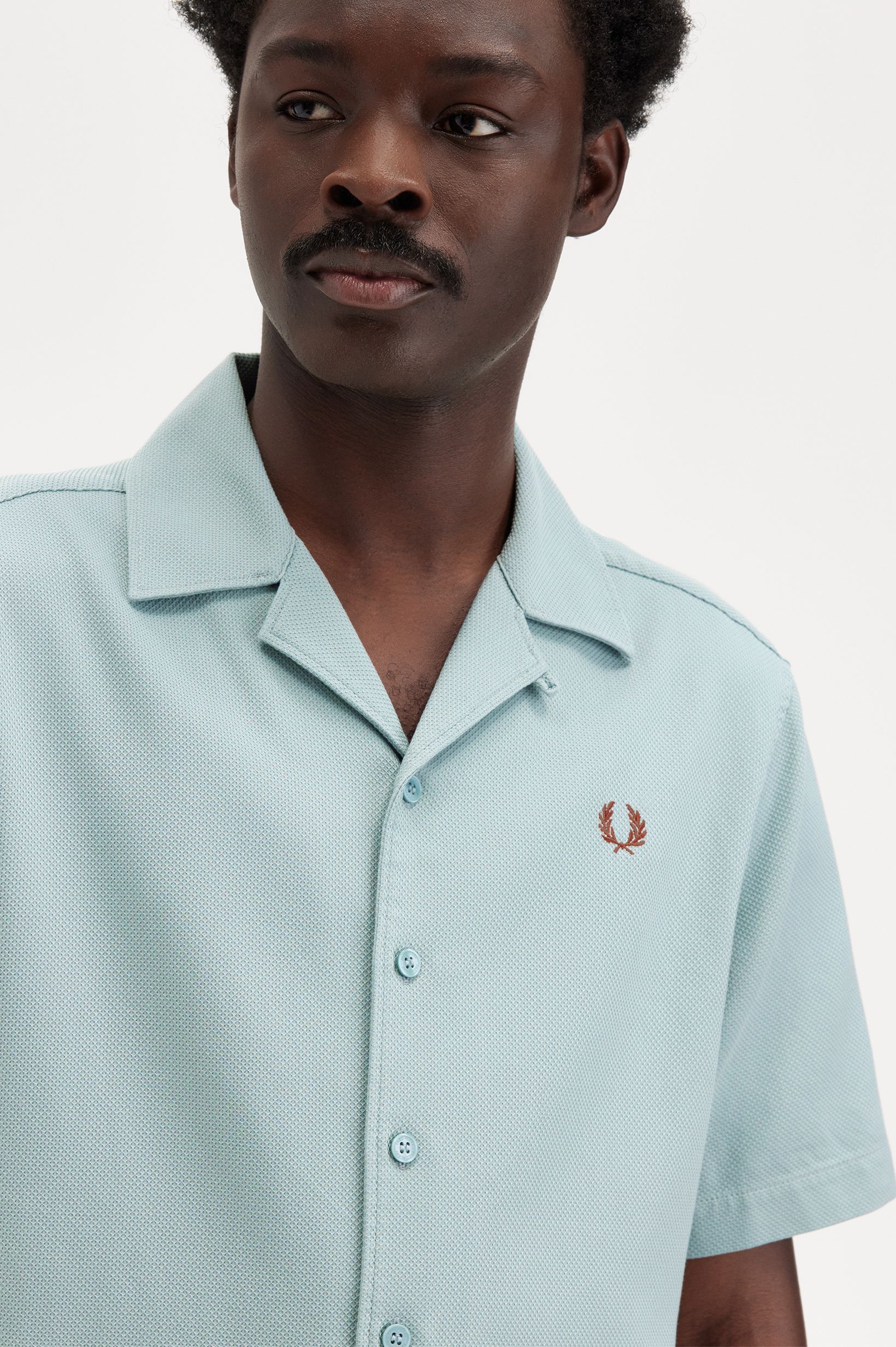 Fred Perry Pique Texture Revere Collar Shirt vin Silverblue