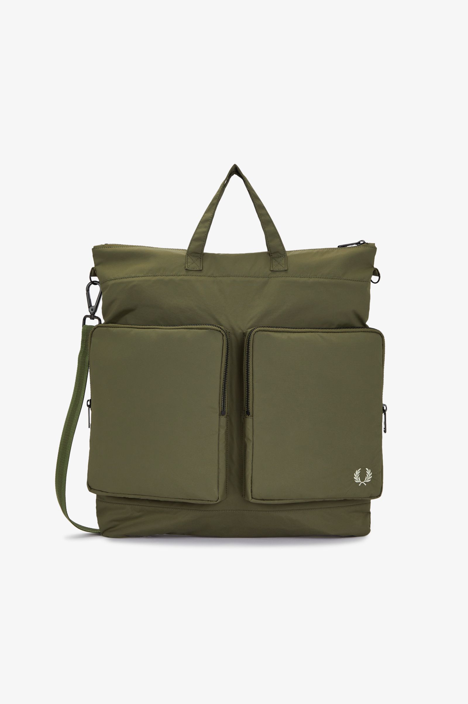 Fred Perry Nylon Helmet Bag in Uniform Green