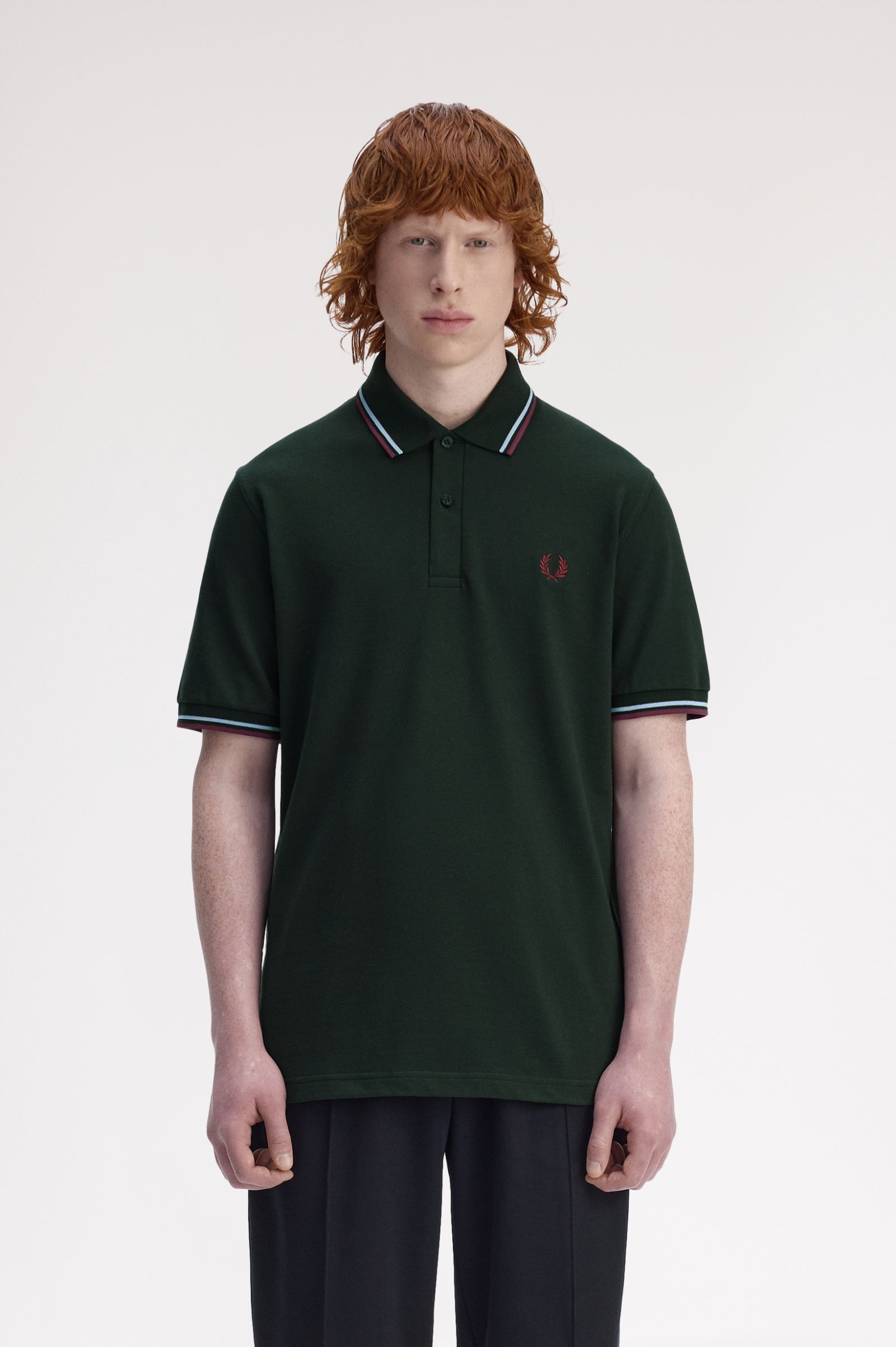  Fred Perry Made in England M12 Poloshirt (Nightgreen/Ice/Oxblood)