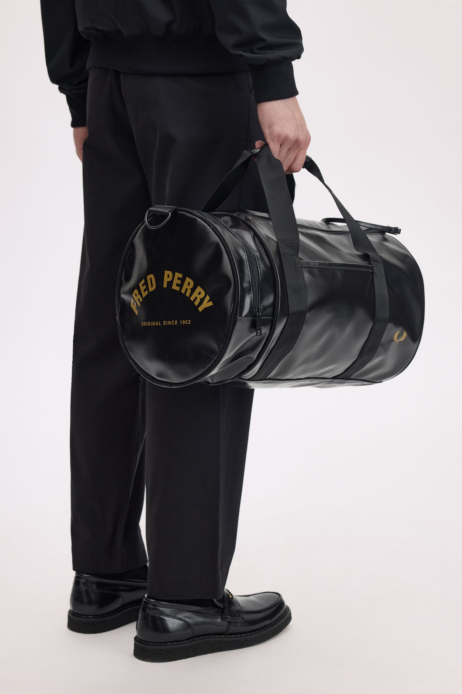Fred Perry Tonal Classic Barrel Bag (Black/Gold)