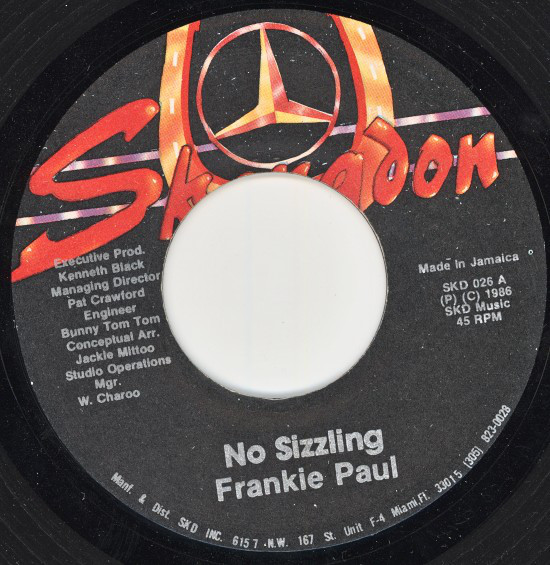Frankie Paul - No Sizzling / Skengdon All Stars - Japanese Style (7")