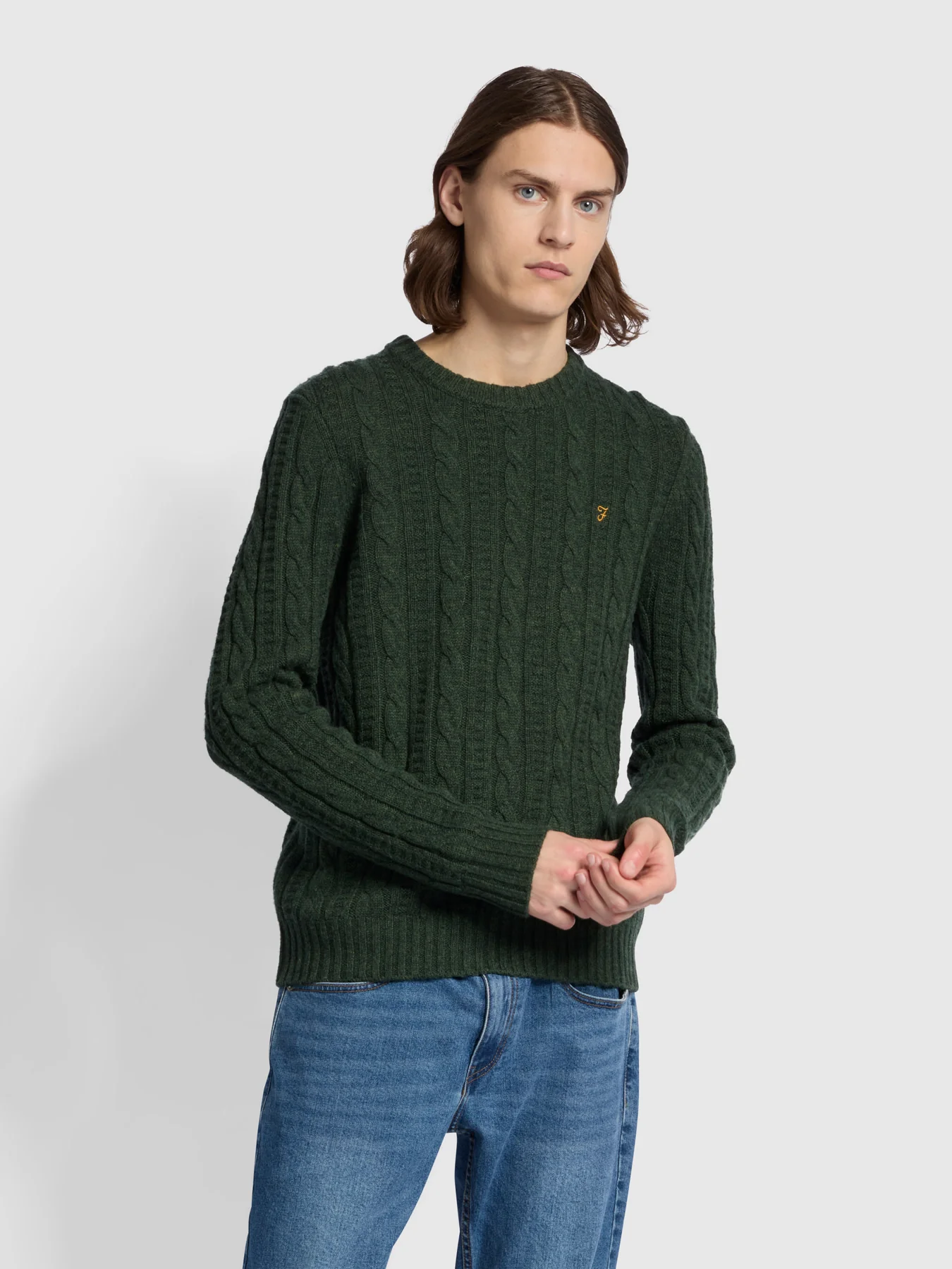 Farah Saluzzo Regular Fit Cable Crew Neck Sweater In Evergreen