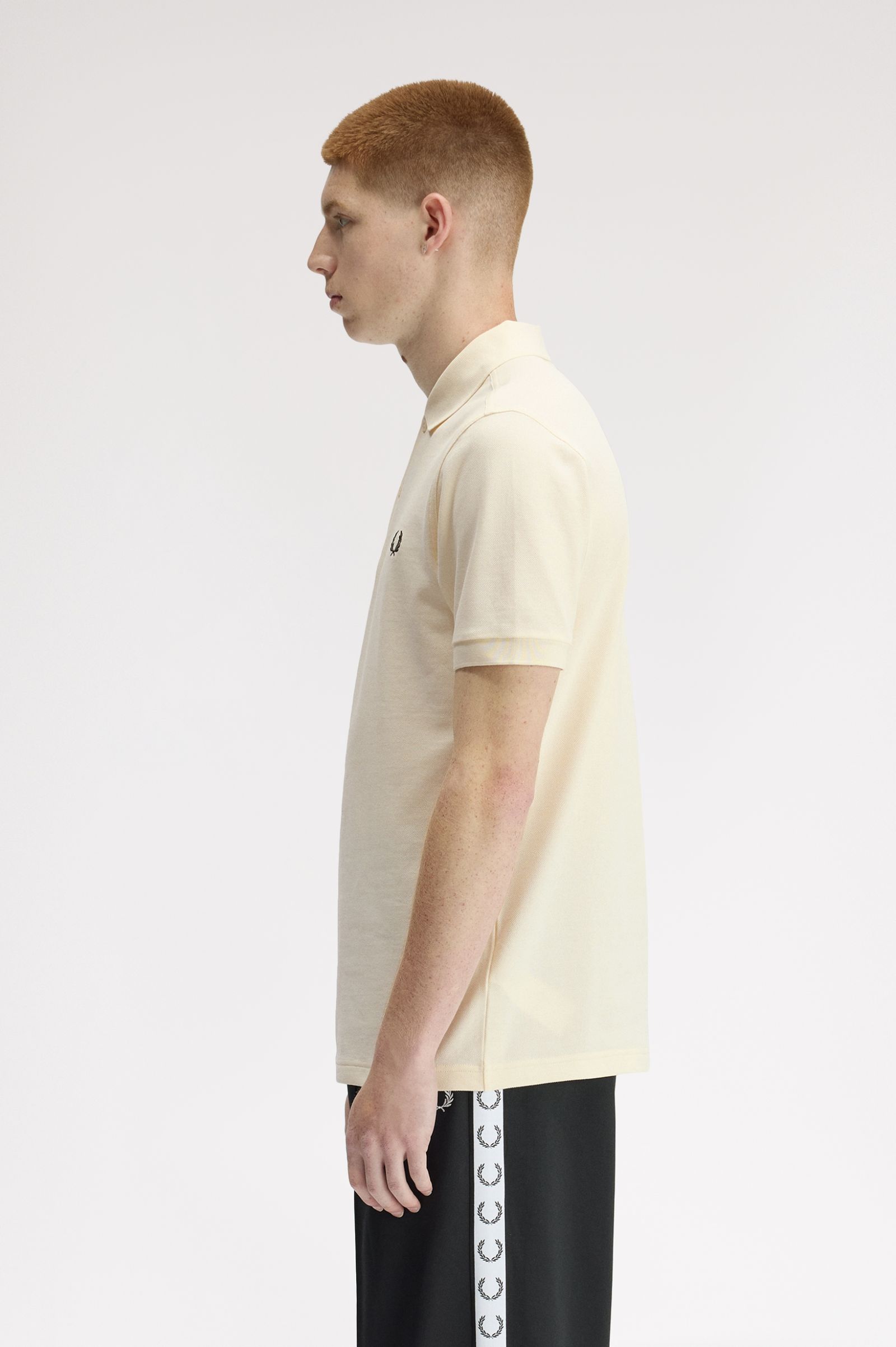 Fred Perry Polo Shirt (Ecru/Grassroots)