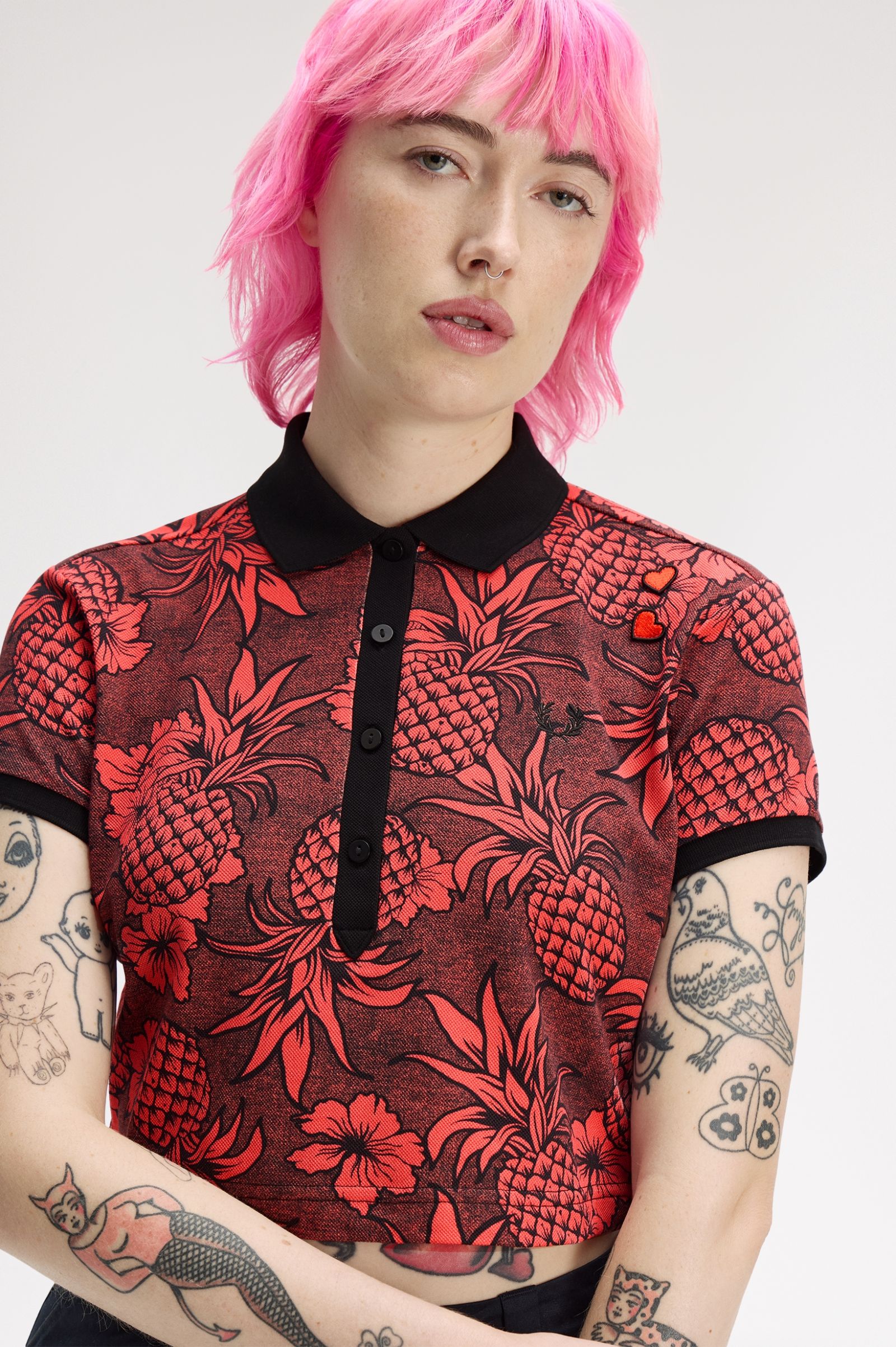 Fred Perry X Amy Winehouse Foundation Printed Polo Shirt (Strawberrycream)