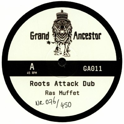 Ras Muffet - Roots Attack Dub / It's Magic Dub (12")