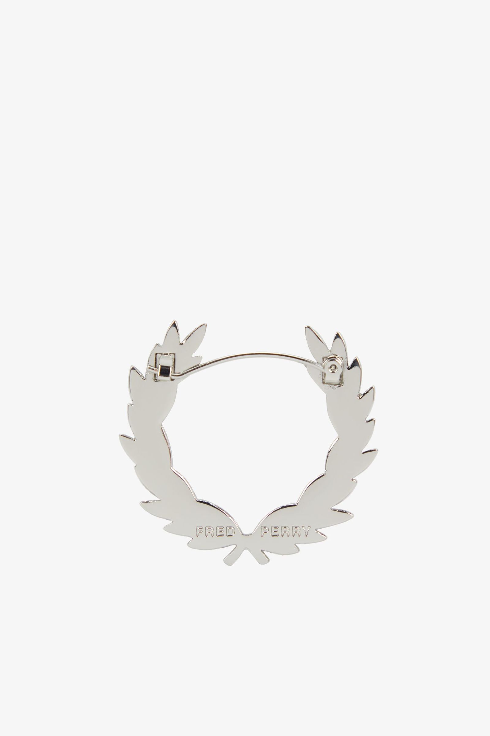 Fred Perry Laurel Wreath Earrings in Shiny Silver 