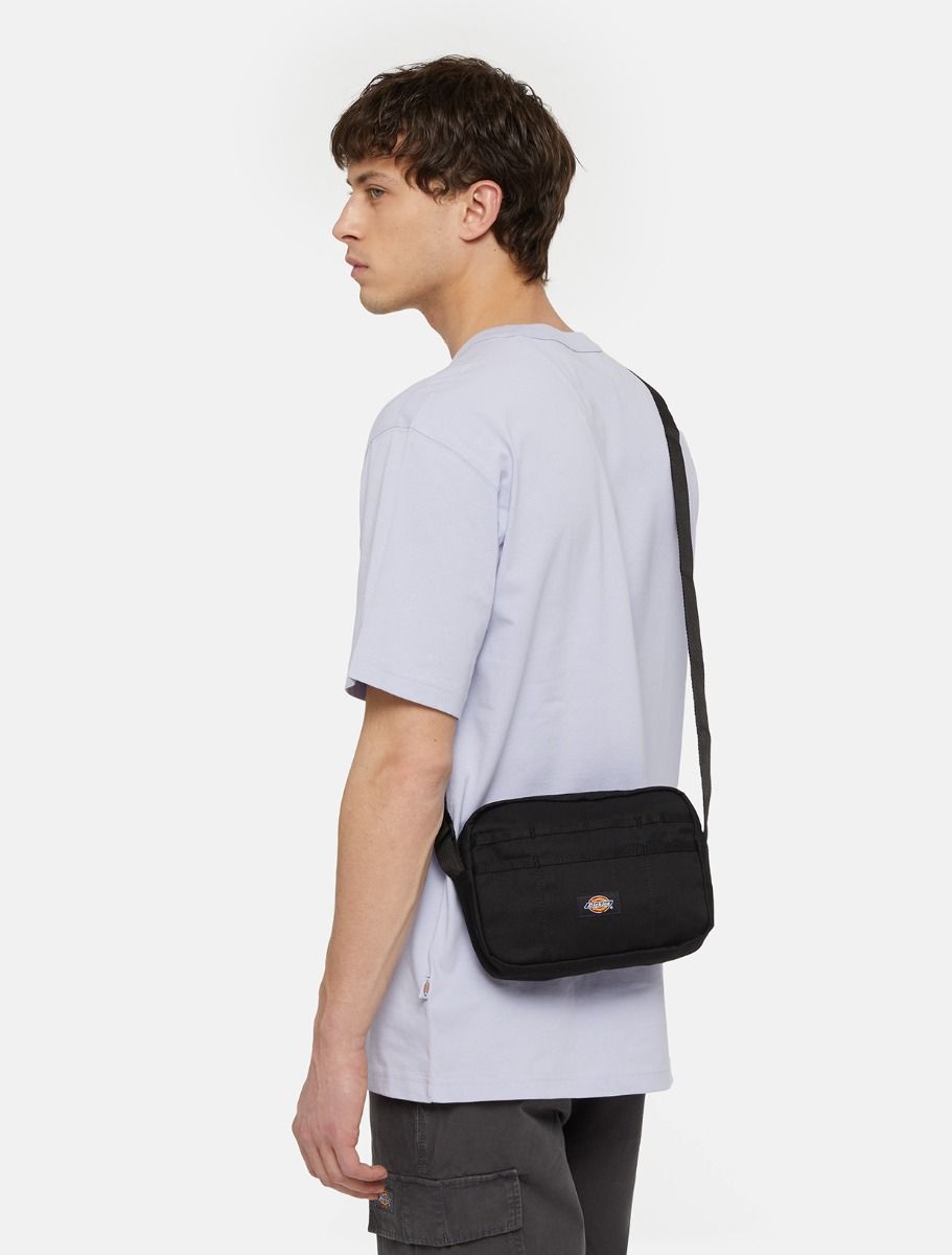Dickies Moreauville Messenger Bag in Black 