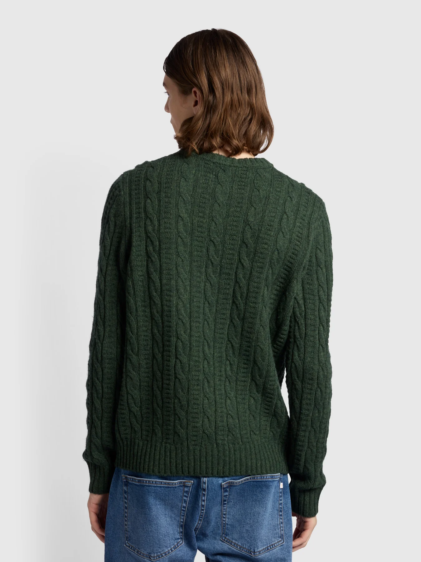 Farah Saluzzo Regular Fit Cable Crew Neck Sweater In Evergreen