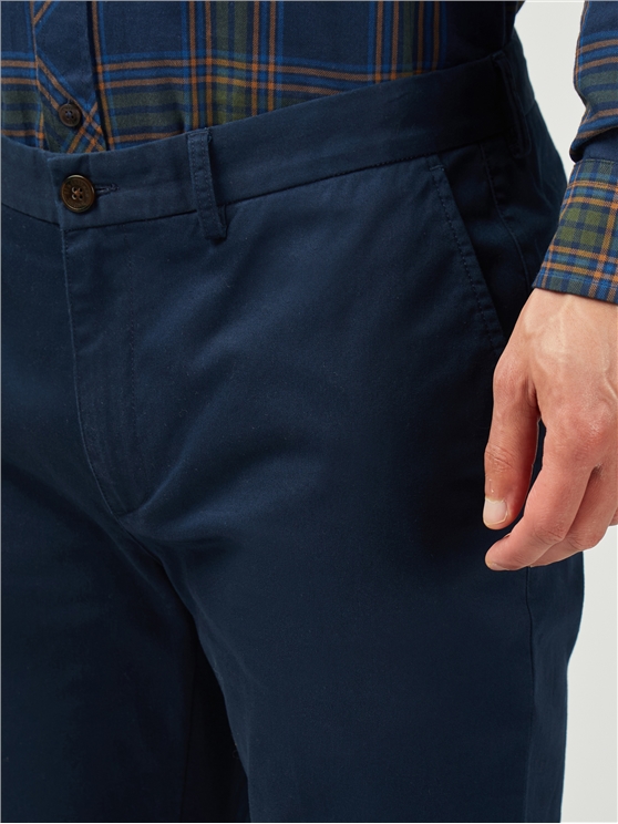 Ben Sherman Signature Stretch Chino in Darknavy 