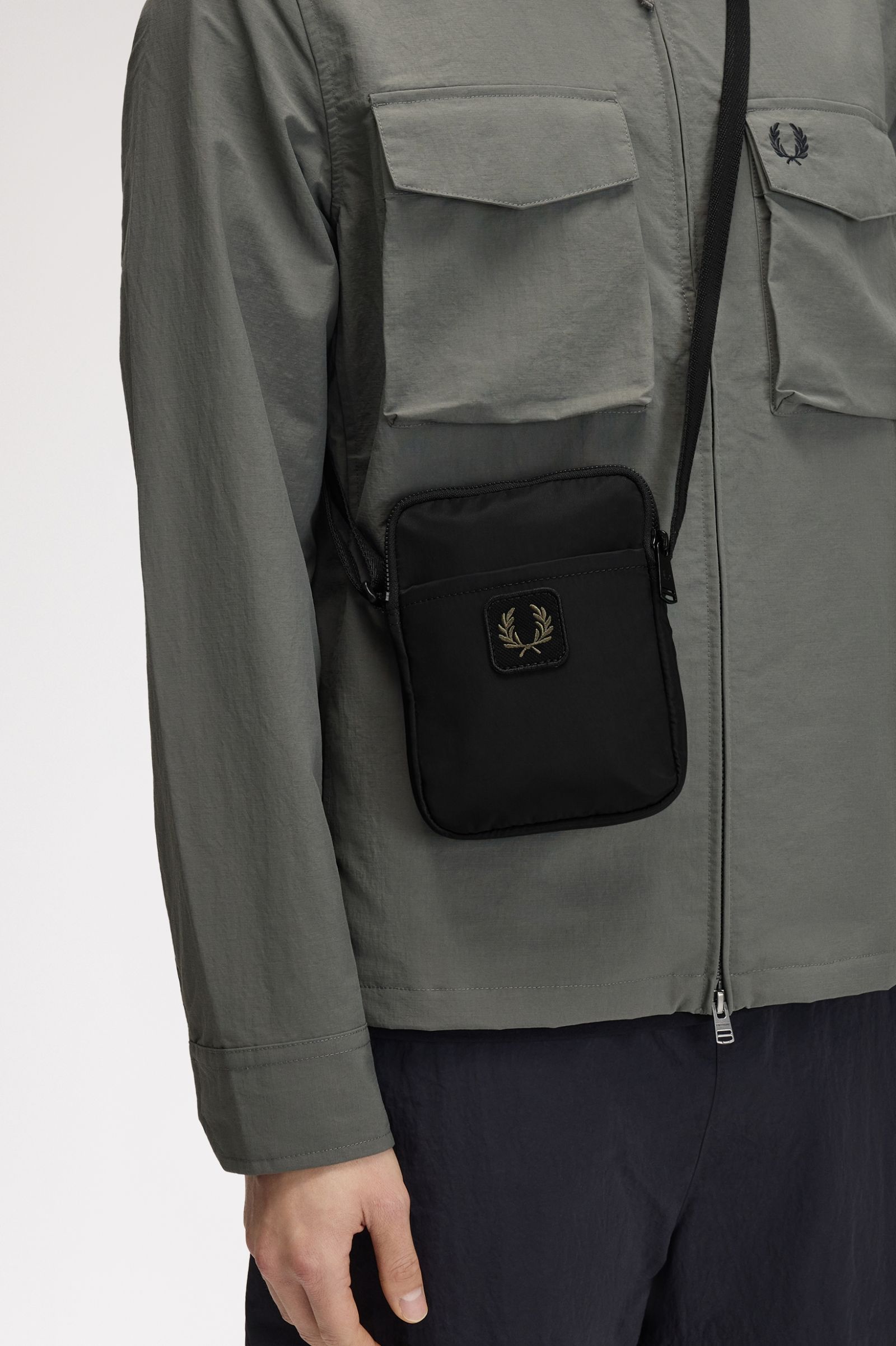 Fred Perry Crinkle Nylon Small Side (Black)