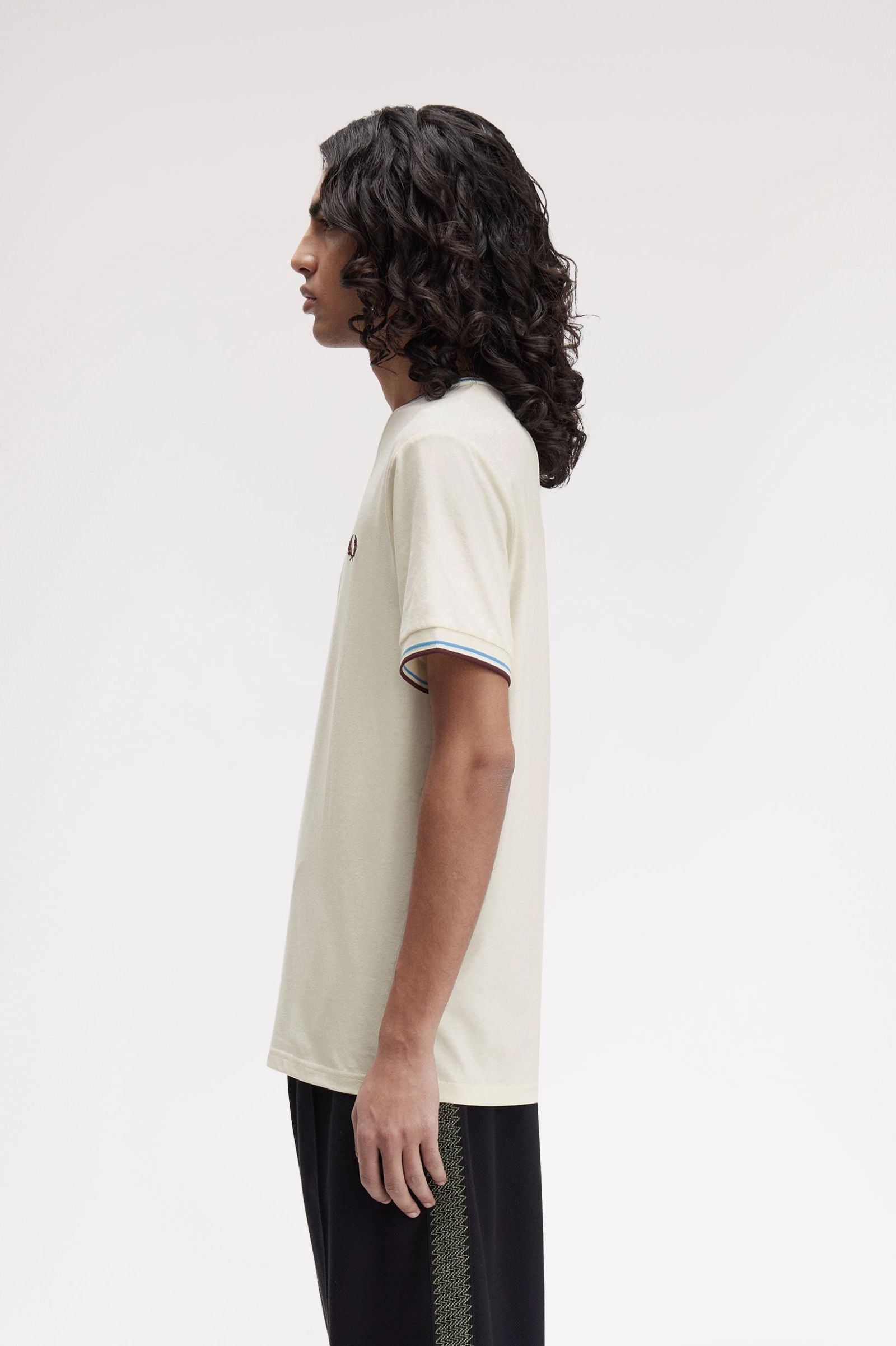 Fred Perry Twin Tipped T-Shirt in Ecru/Court Blue/Oxblood 
