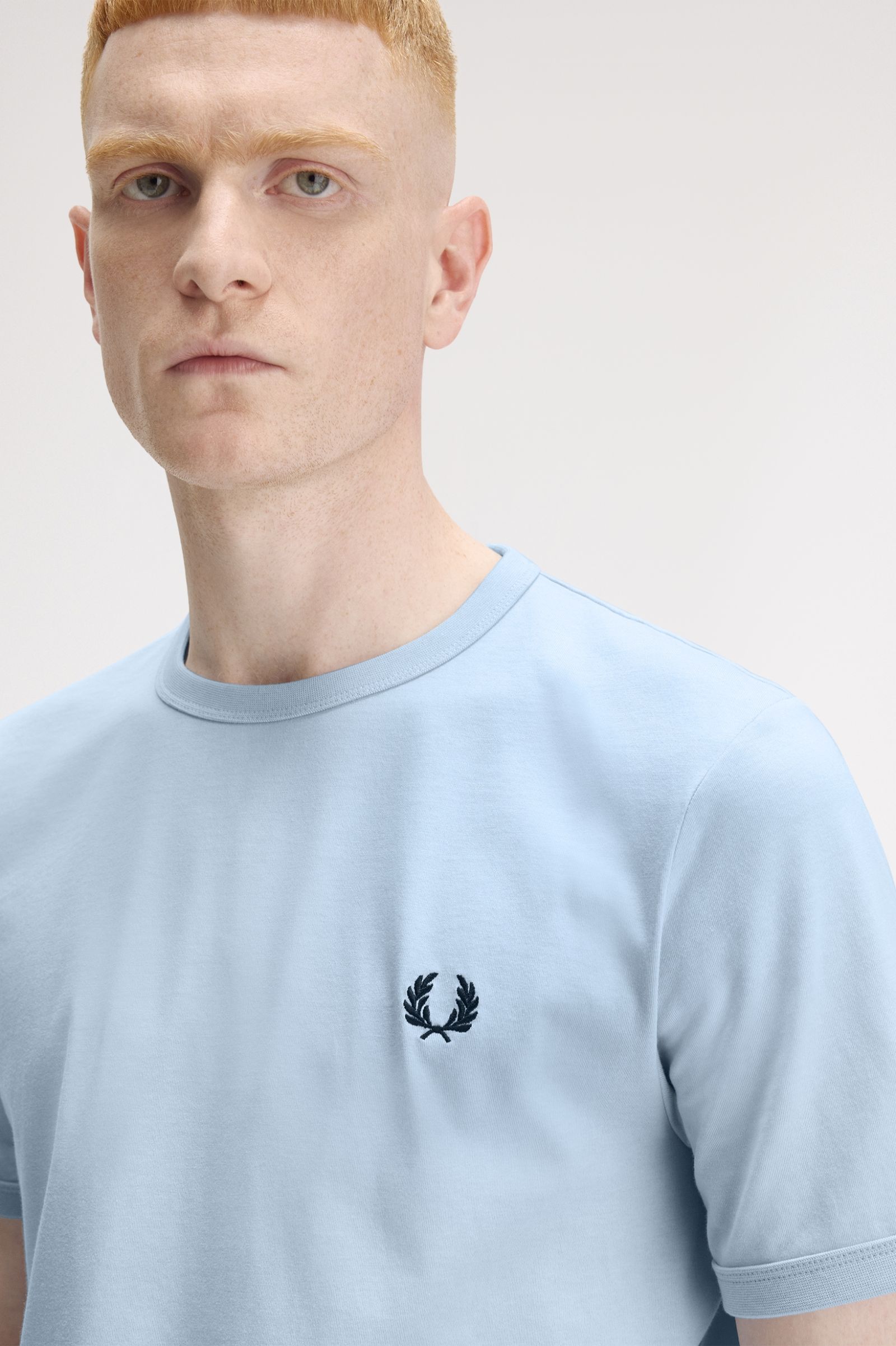 Fred Perry Ringer T-Shirt in Light Smoke