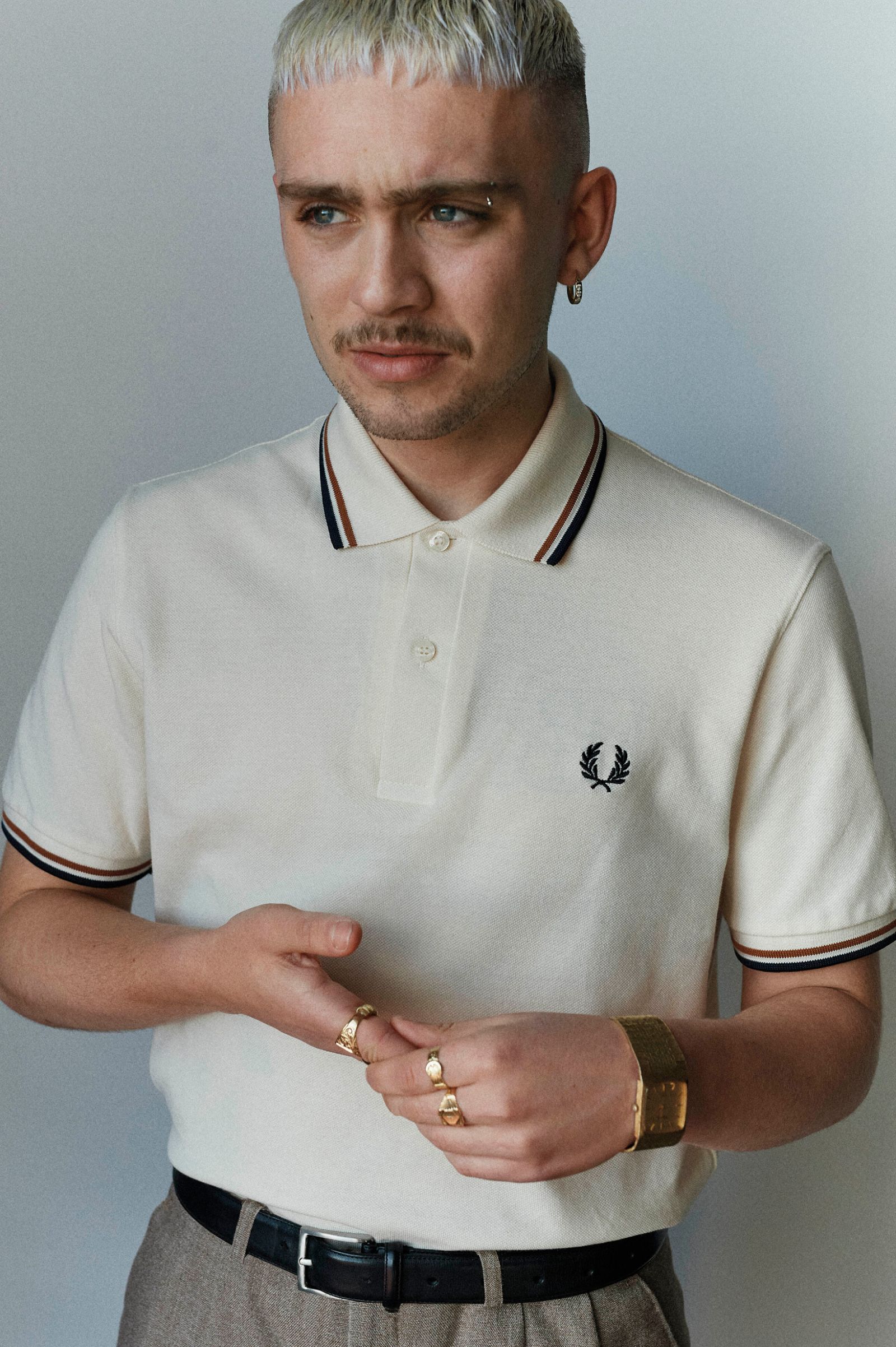 Fred Perry Poloshirt M12 in Ecru/Nut/Navy