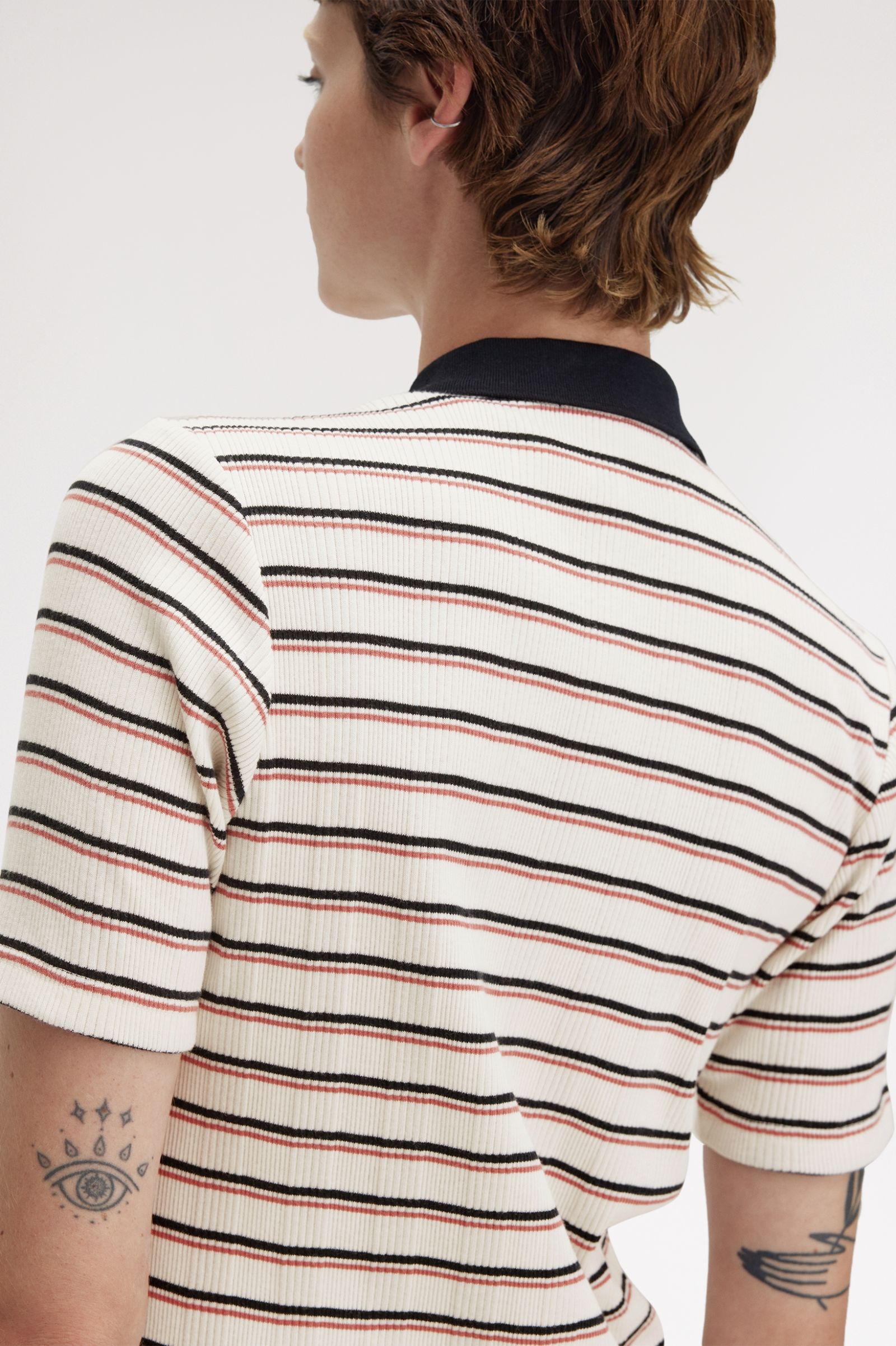 Fred Perry Stibed Ribbed Polo Shirt in Silky Peach