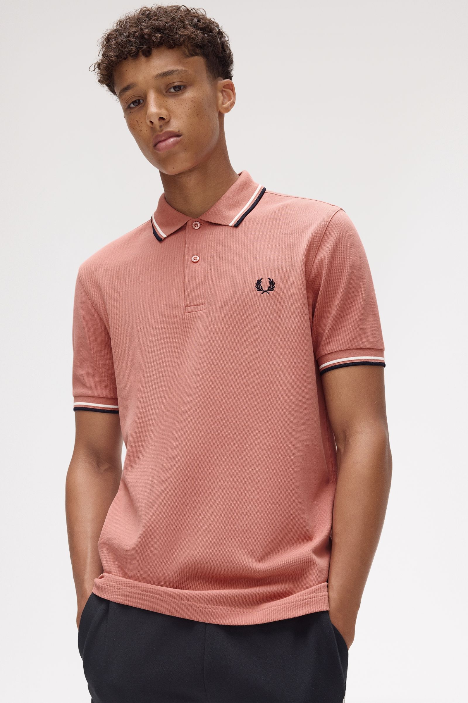 Fred Perry Twin Tipped M3600 Shirt in Putty Pink/Ecru/Navy