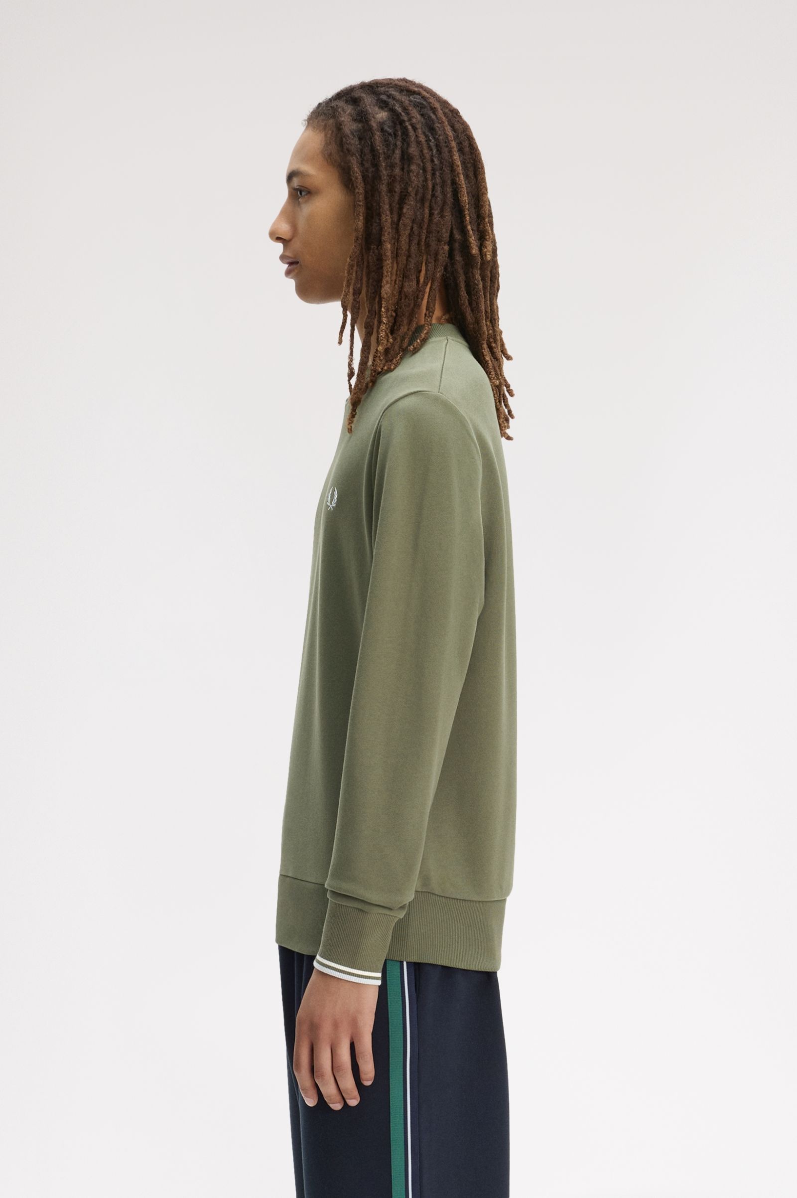 Fred Perry Crew Neck Sweatshirt (Laurel Wreath Green/Ecru/Dusky Blue)
