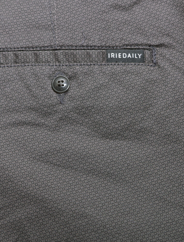 Iriedaily Love CIty Short in Black-Anthra