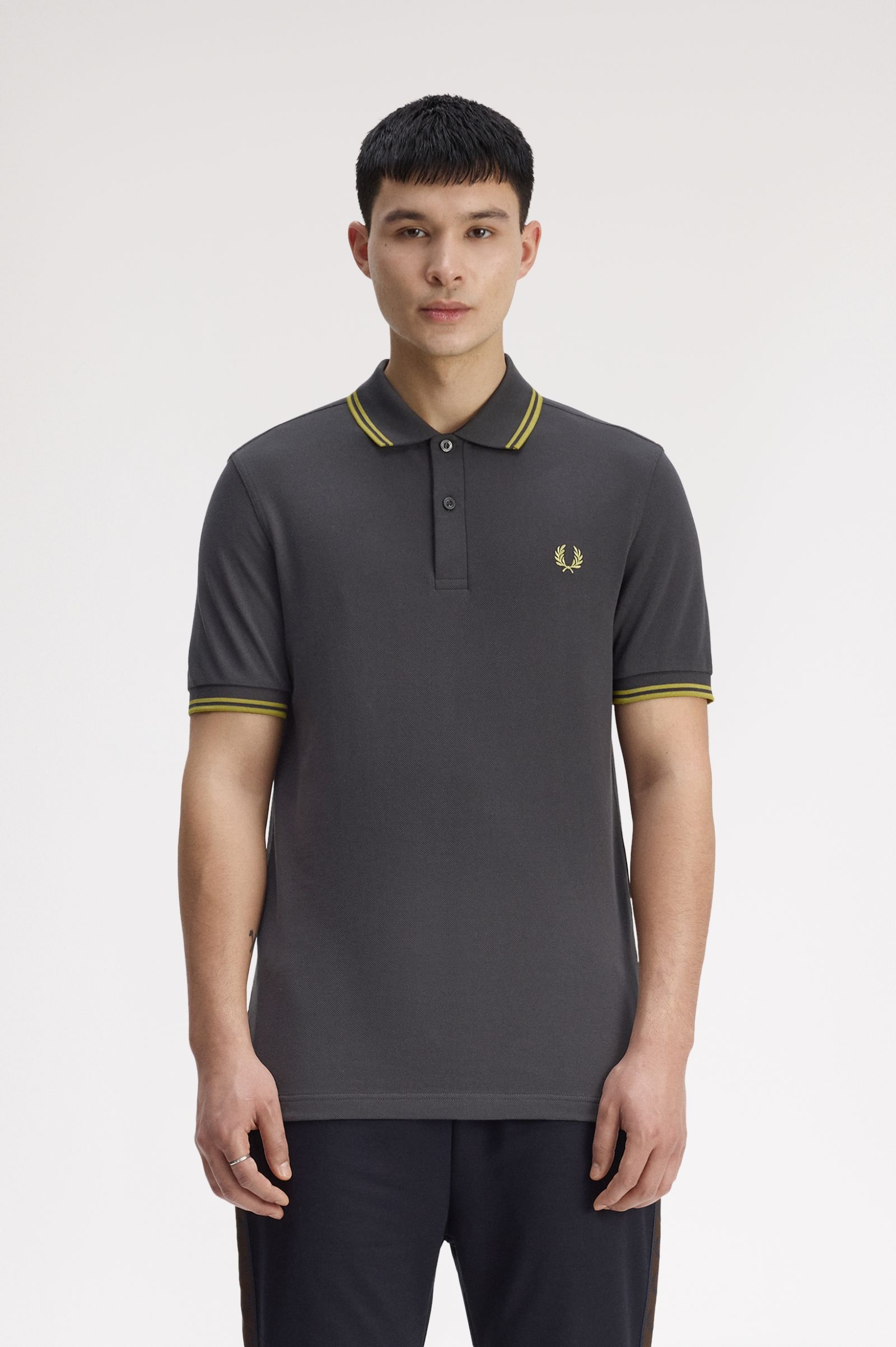 Fred Perry M3600 Twin Tipped Polo Shirt (Anchorgrey/Tennisball Yellow) 