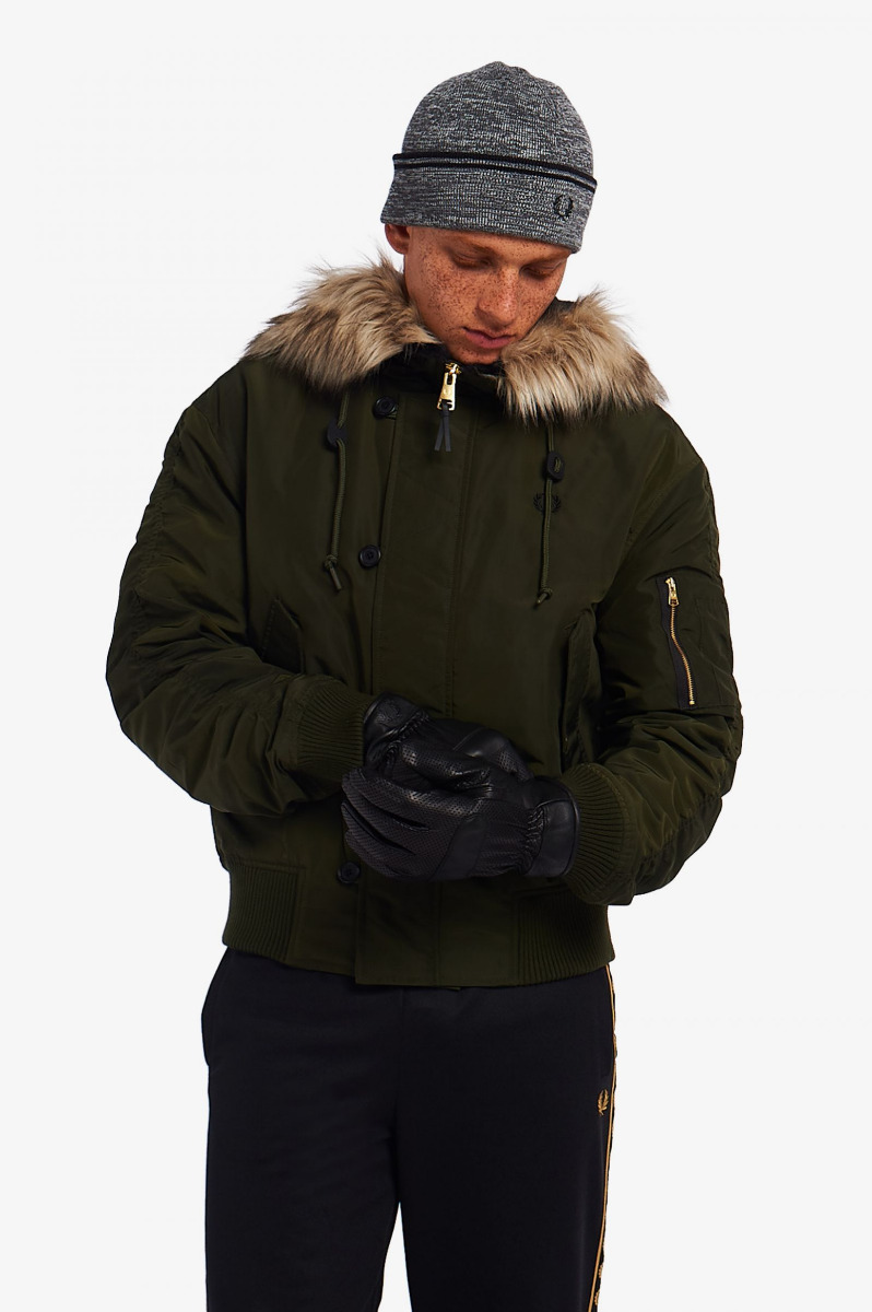 Fred Perry Peeforated Leather Gloves Black-S/M