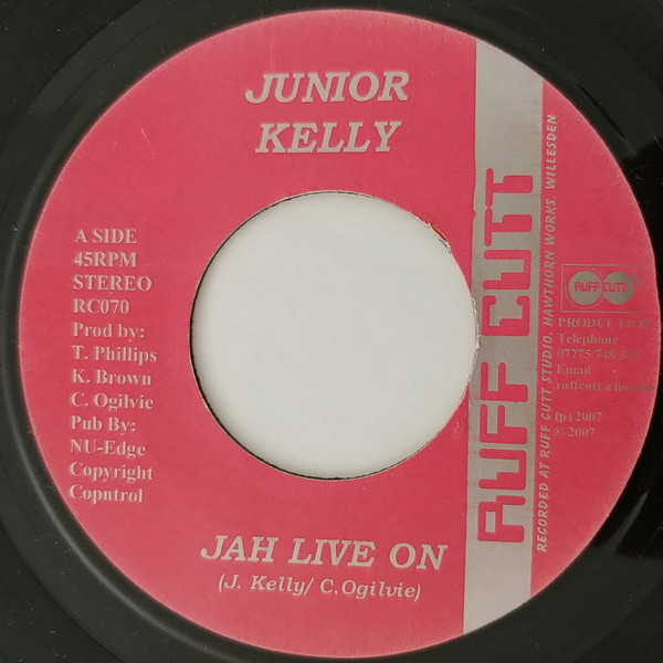 Junior Kelly - Jah Live On (7'')